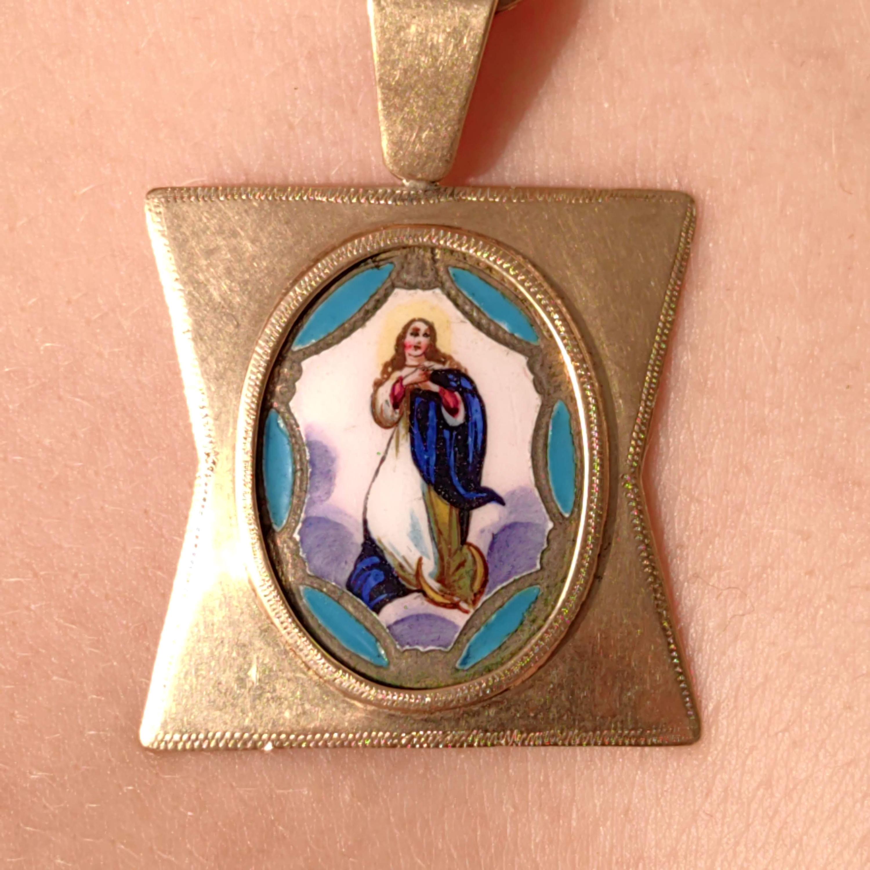 Art Nouveau 14K Gold Madonna Pendant: Antique Hand-Painted Enamel