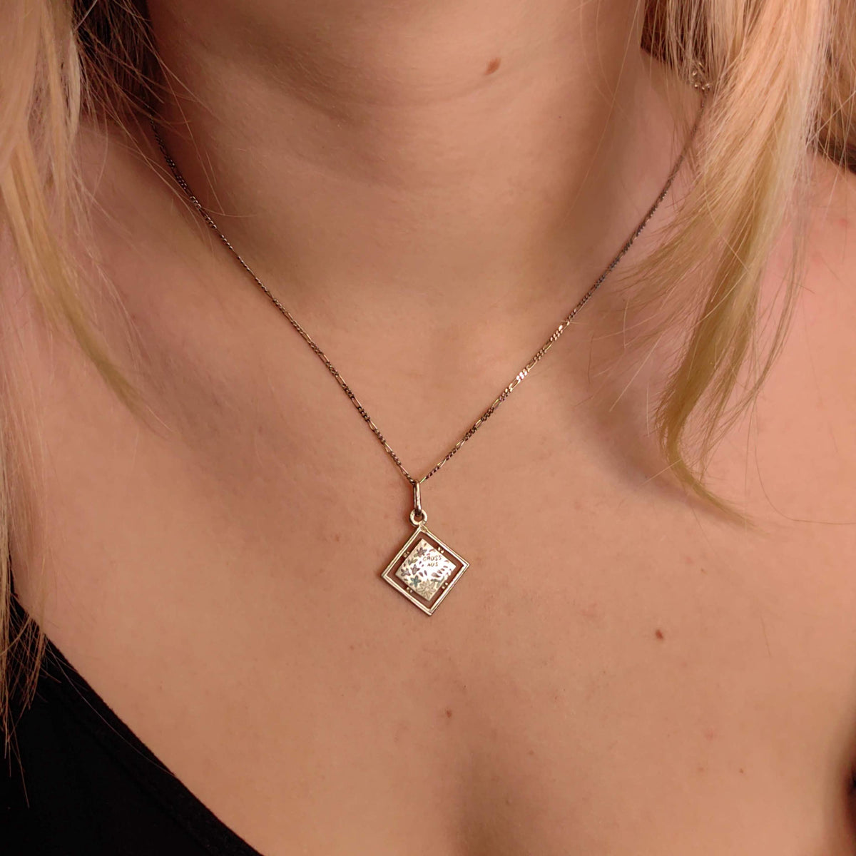18k Solid White Gold Heart Shaped Necklace Pendant Crystal Cubic Zirconia Bracelet Love Charm Elegant Gift for Her Vintage Dangle