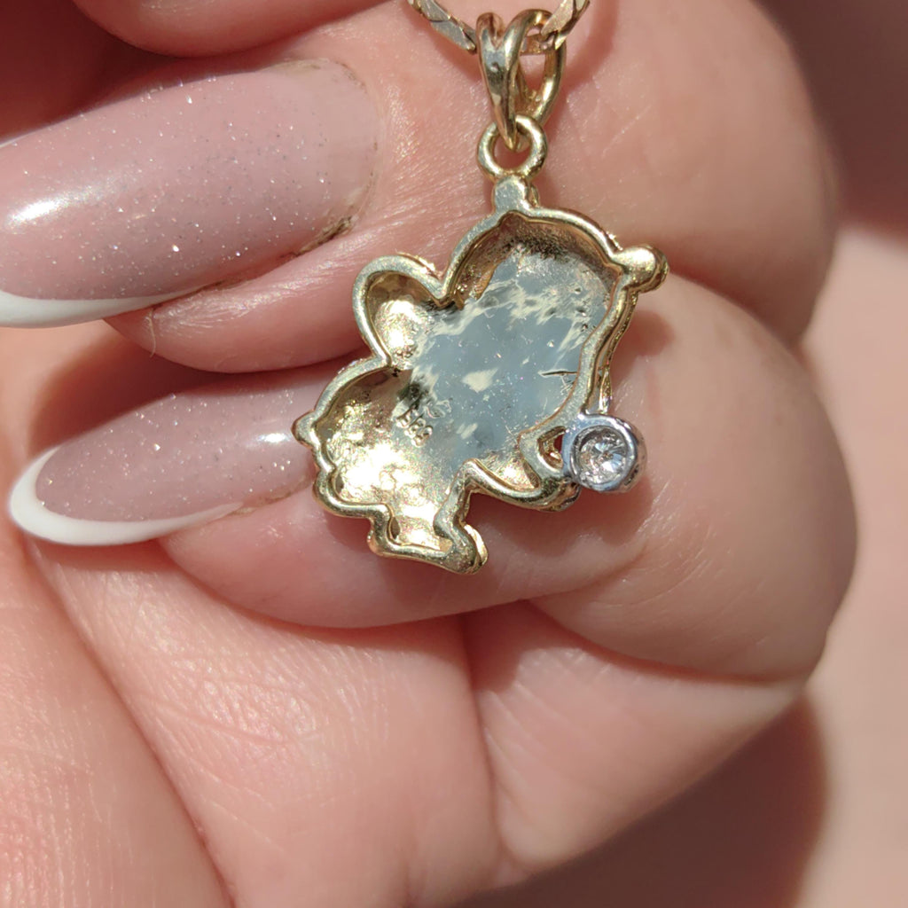 Vintage 14k Gold Bee Charm Pendant: Two-Tone Whimsical Jewelry