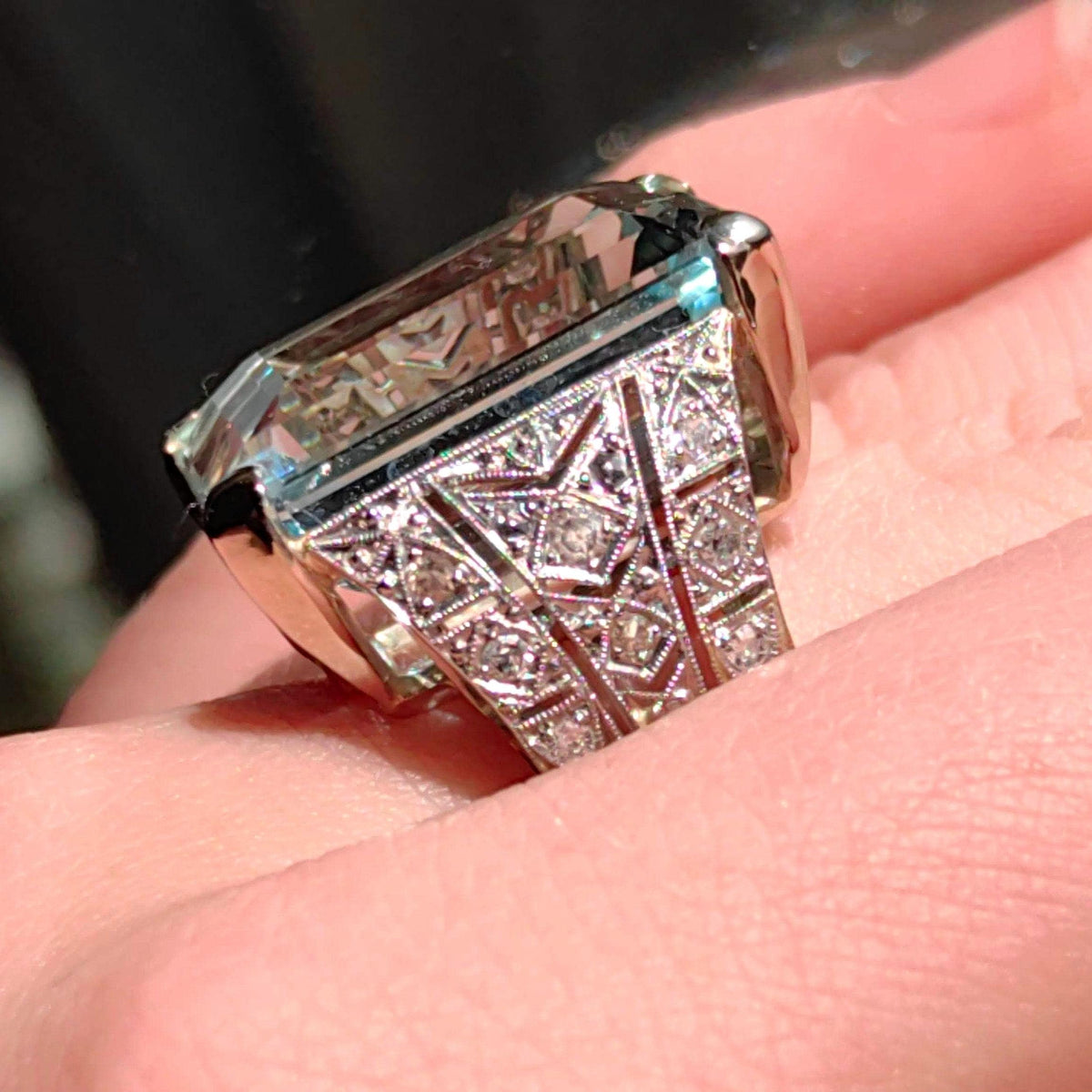 Antique Art Deco Aquamarine Diamond Ring: 18k Gold & Platinum