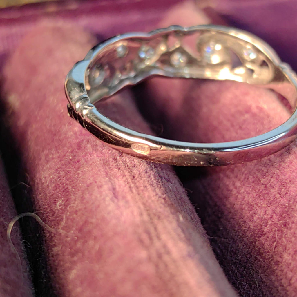 1940s Diamond Floral 18k White Gold Wedding Band Ring