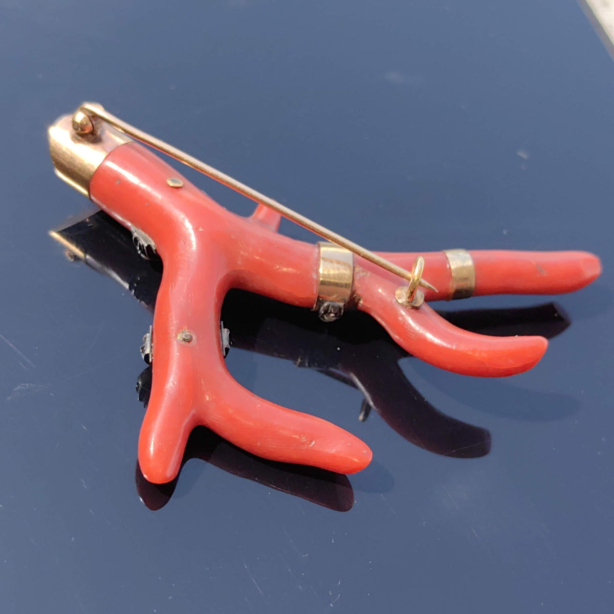 Antique Red Coral Brooch: 18k Gold & Natural Pearl, Mid 19th Century