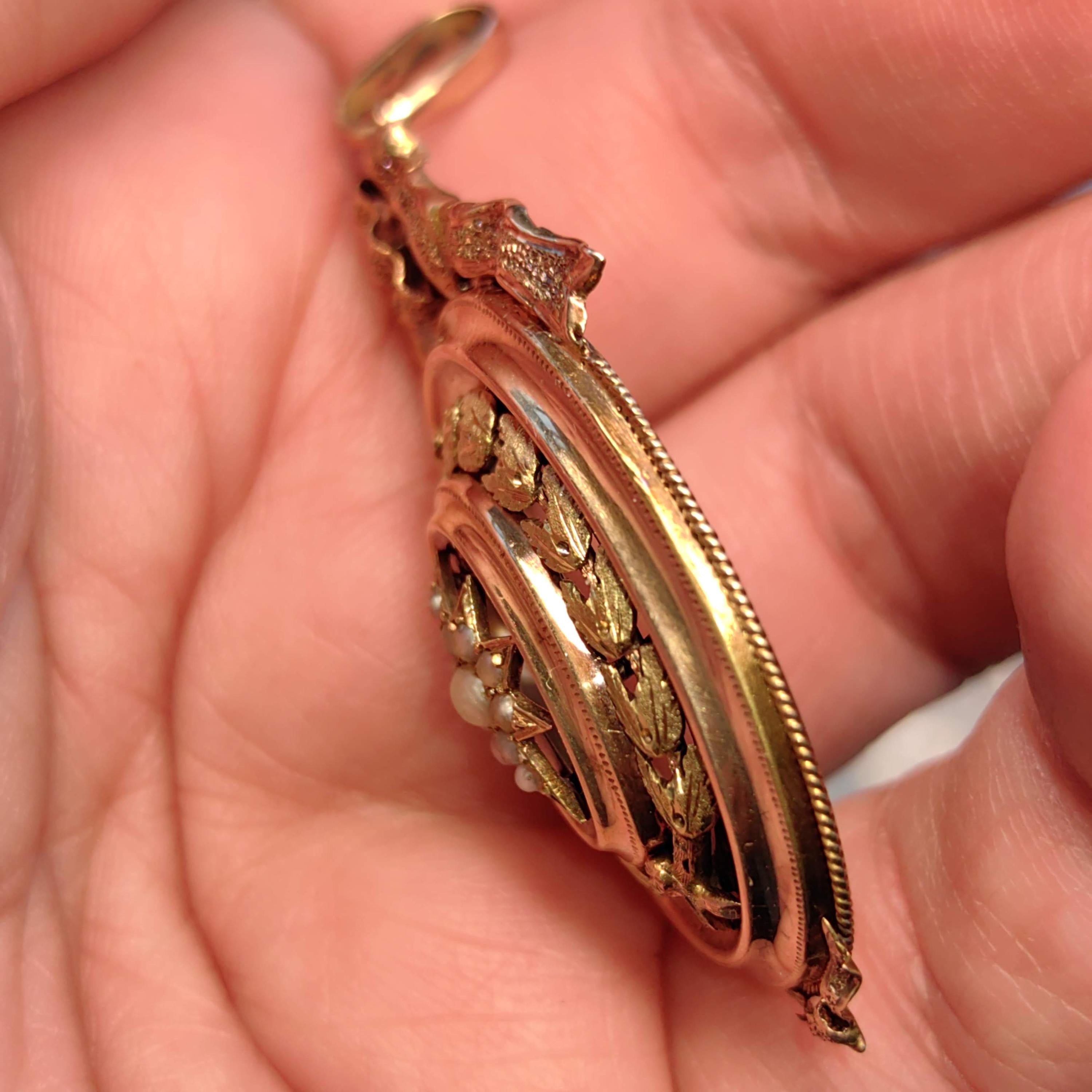 18k Gold Natural Pearl Pendant: Antique Bow Star Charm