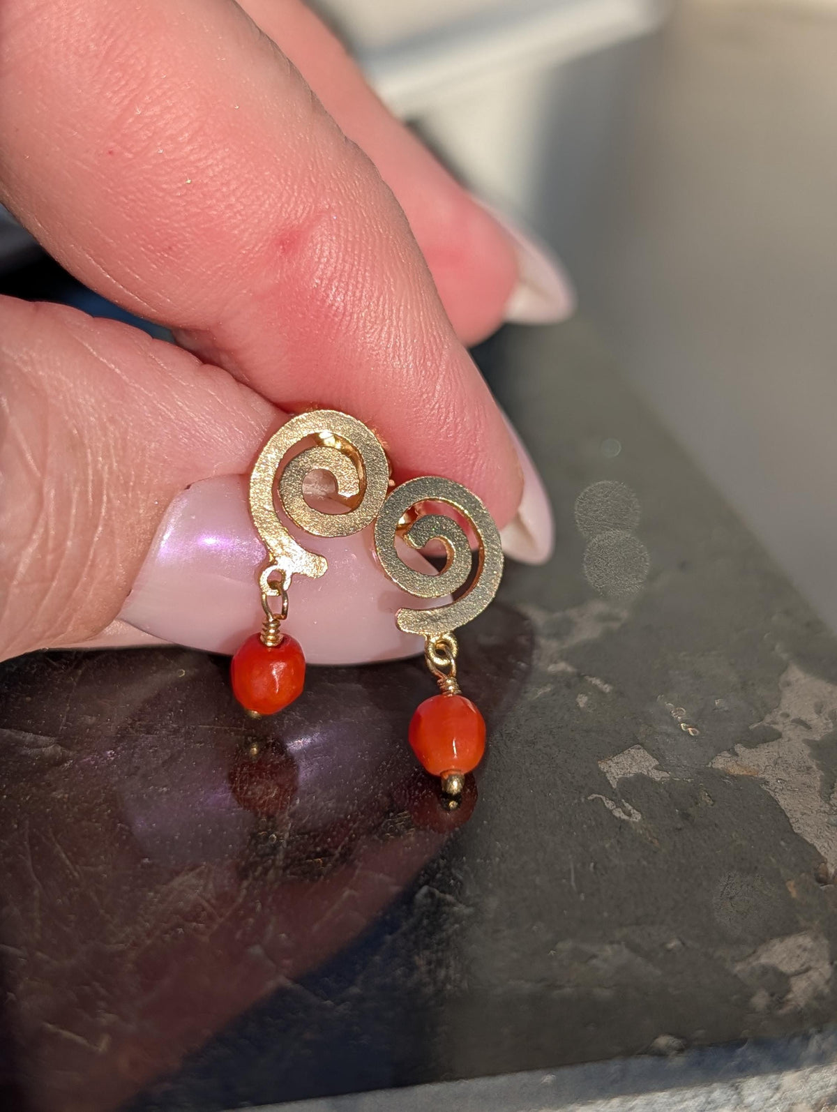 Vintage 1970s Hallmarked 18k Yellow Gold Coral Swirl Dangle Earrings, Mediterranean Playful Design, Faceted Red Coral Gift for Her