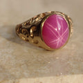 Vintage 10k Gold Star Ruby Ring: Panther Pattern, Size 8.5