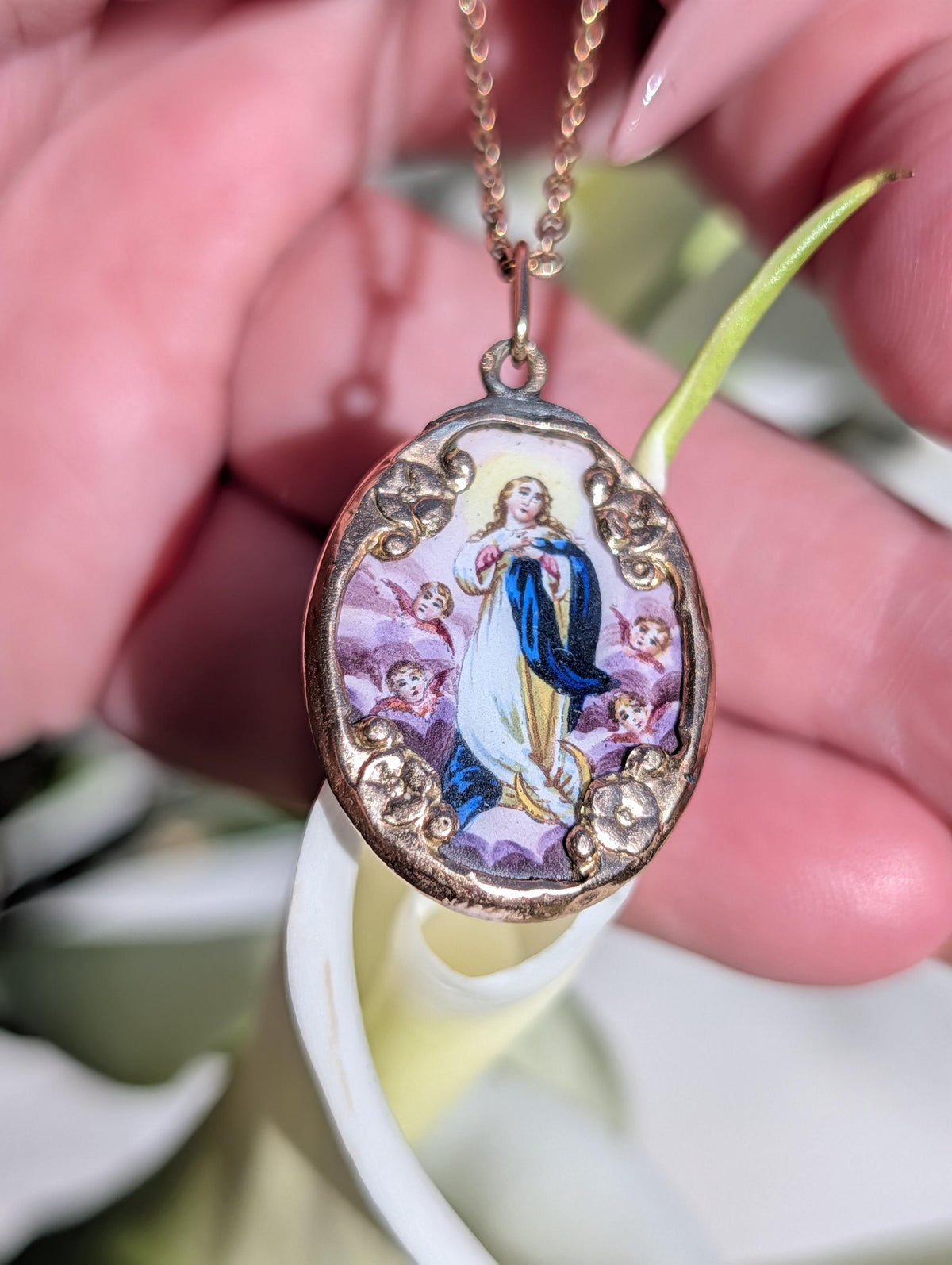 Antique 14k Gold Virgin Mary Pendant Hand Painted Enamel Religious Medal Catholic Charm Madonna Necklace Gift