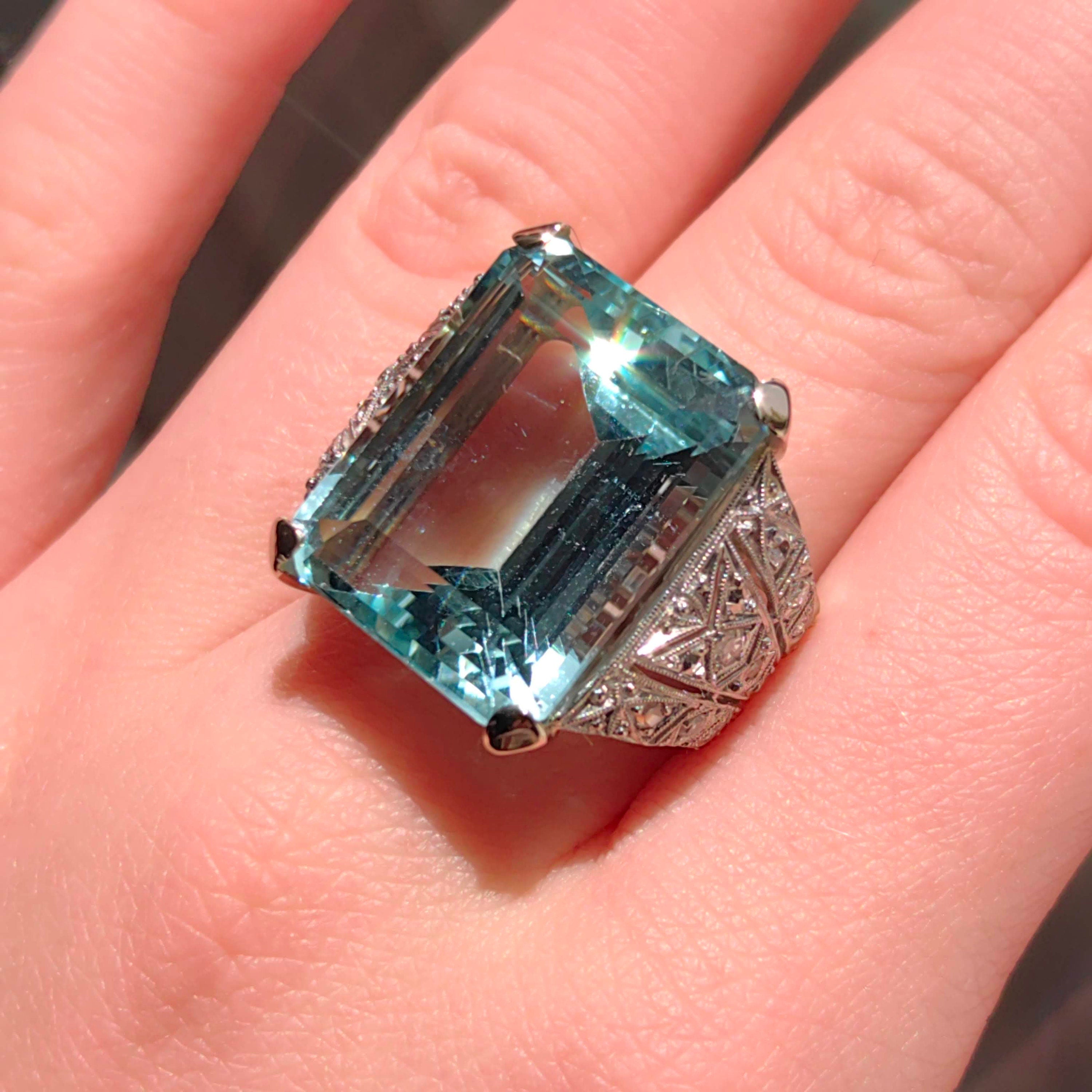 Antique Art Deco Aquamarine Diamond Ring: 18k Gold & Platinum
