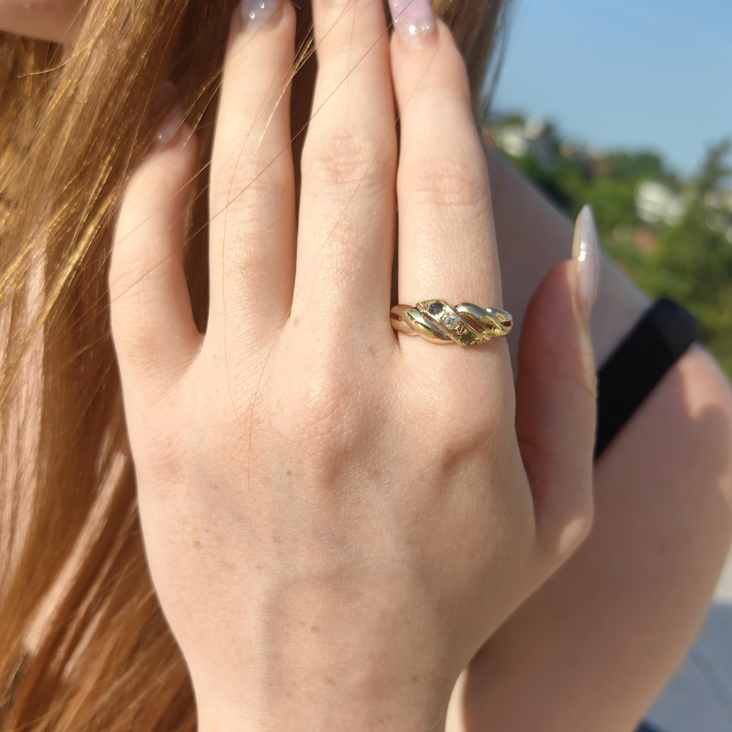 Natural Green Emerald Blue Sapphire Diamond 14k Solid Yellow Gold Vintage Antique Wave Shaped  Multi Stone Elegant Band Engagement Ring