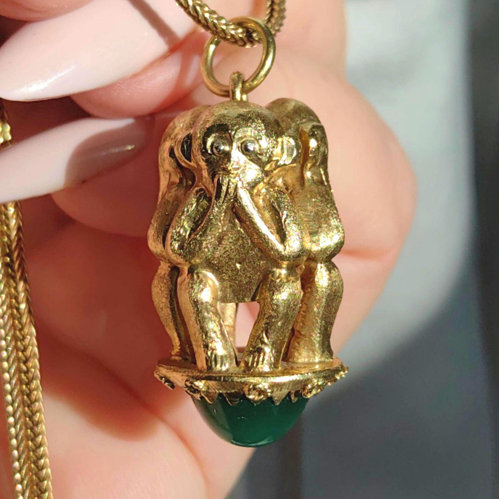 Vintage 18k Gold Three Monkey Pendant: Chrysophrase Stone Charm