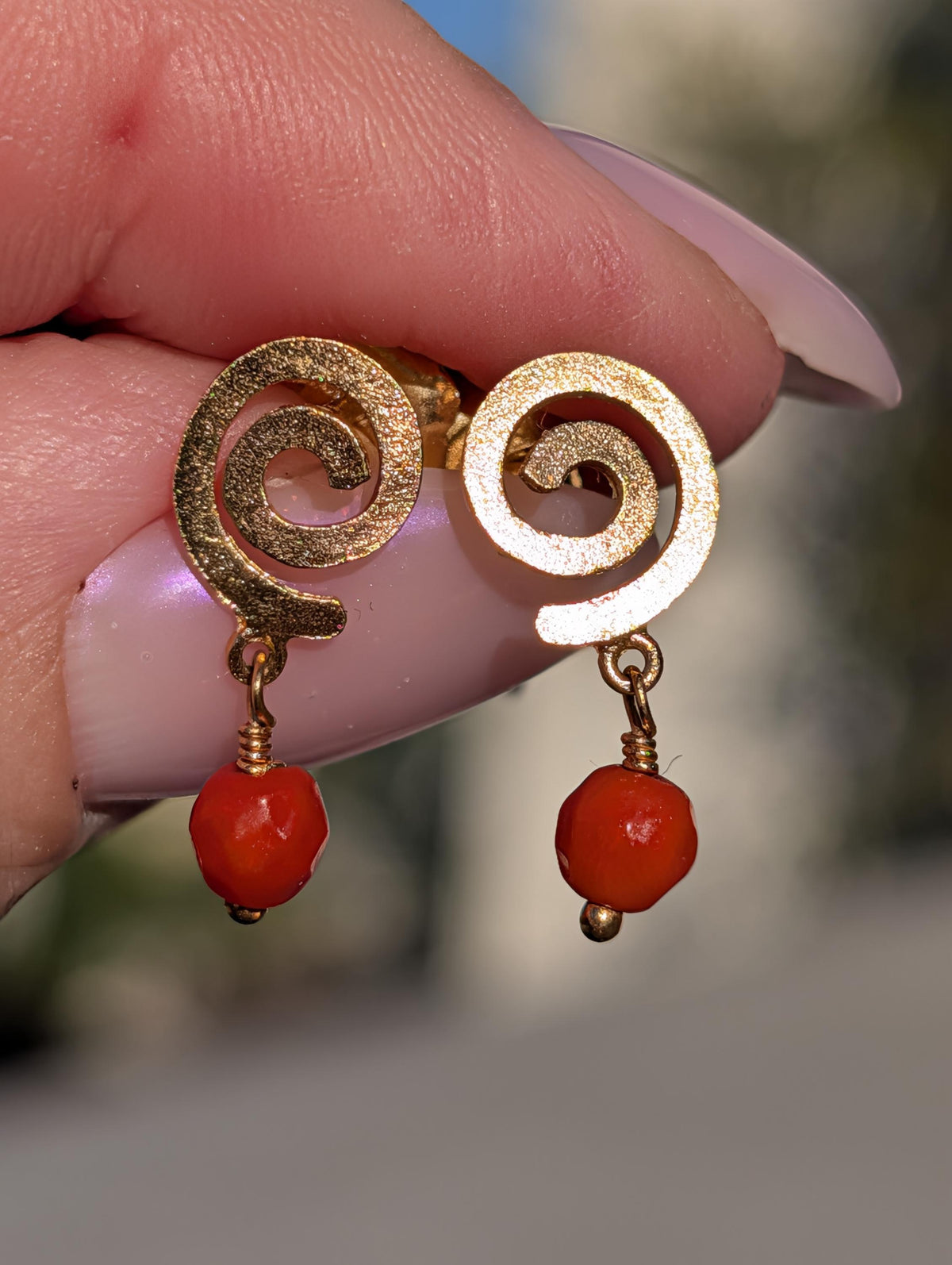 Vintage 1970s Hallmarked 18k Yellow Gold Coral Swirl Dangle Earrings, Mediterranean Playful Design, Faceted Red Coral Gift for Her