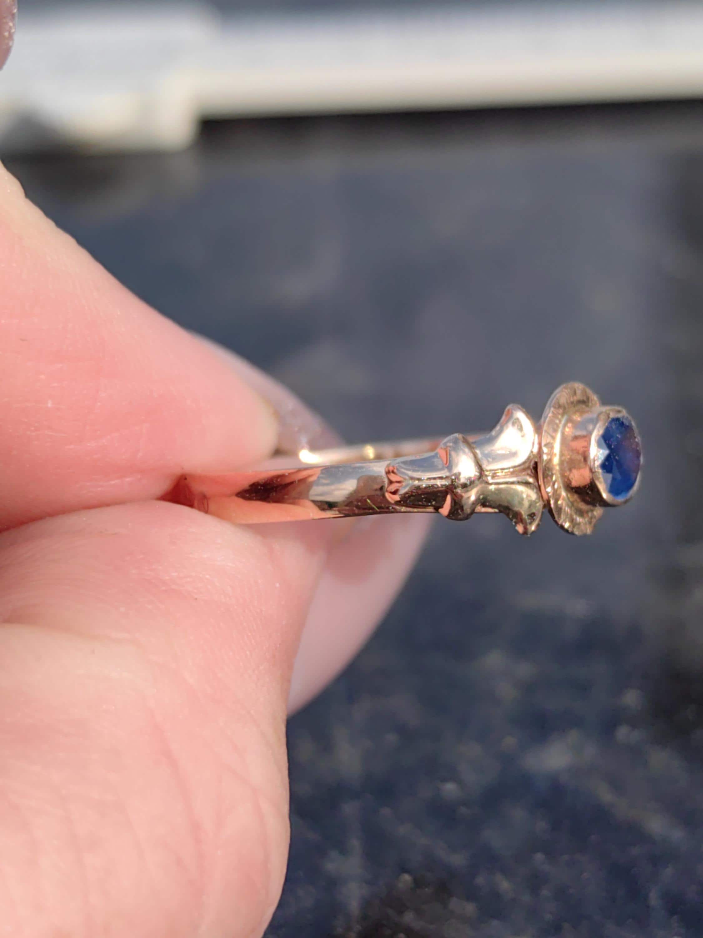 Art Nouveau Sapphire Ring Solid Yellow Rose Gold Antique 1900s