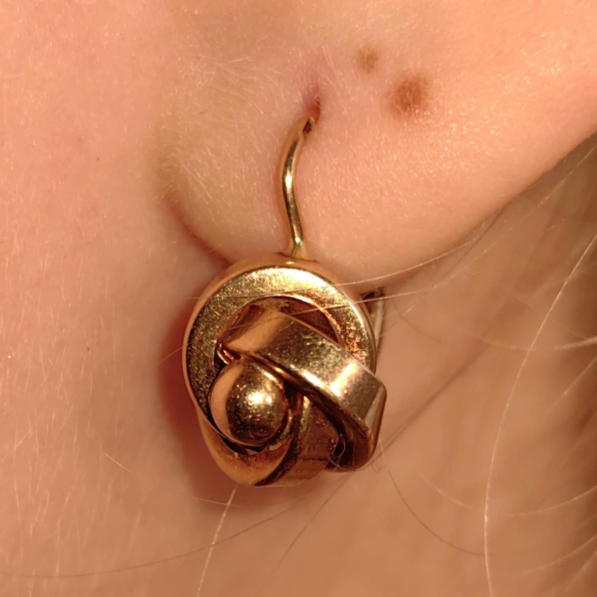 Vintage 14K Solid Yellow Rose Gold Love Knot Sleepers Dormouse Lever Back Closure Earrings Gift for Her Present