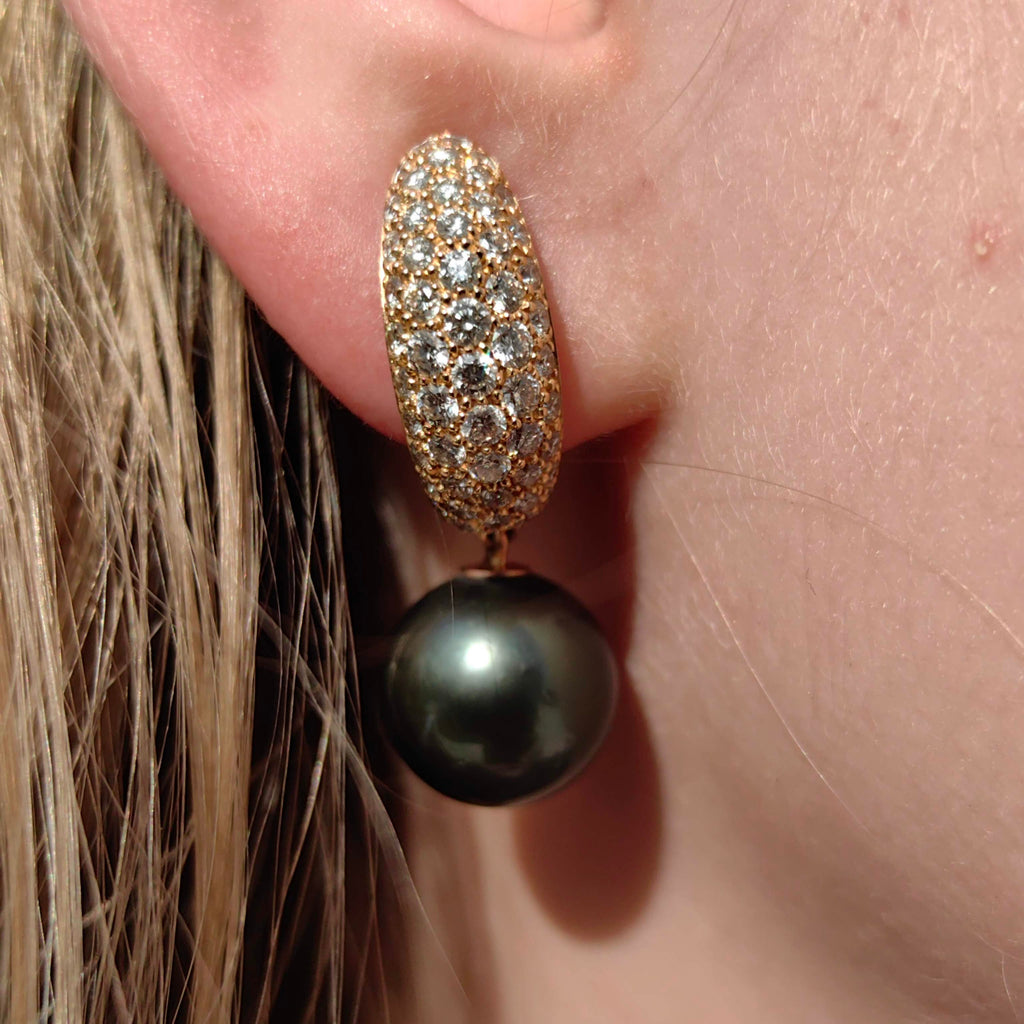 Vintage Tahitian Pearl and Diamond 18k Gold Dangle Statement Earrings Latch Back Closure