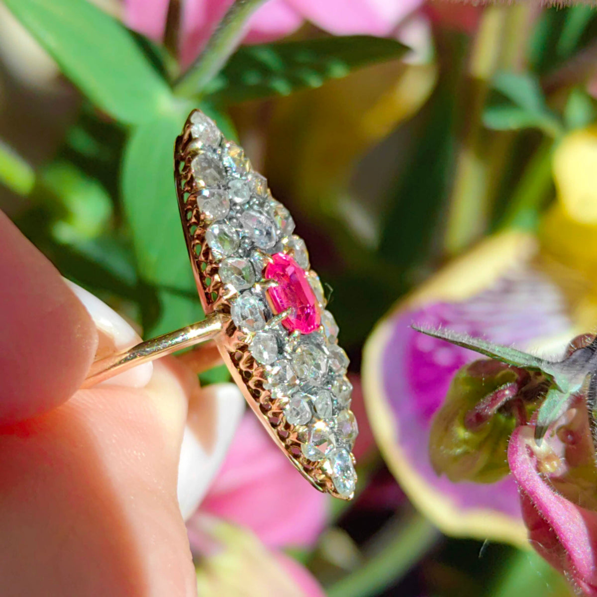 Vintage Art Deco Ruby and Rose Cut Diamond 18k Gold Ring