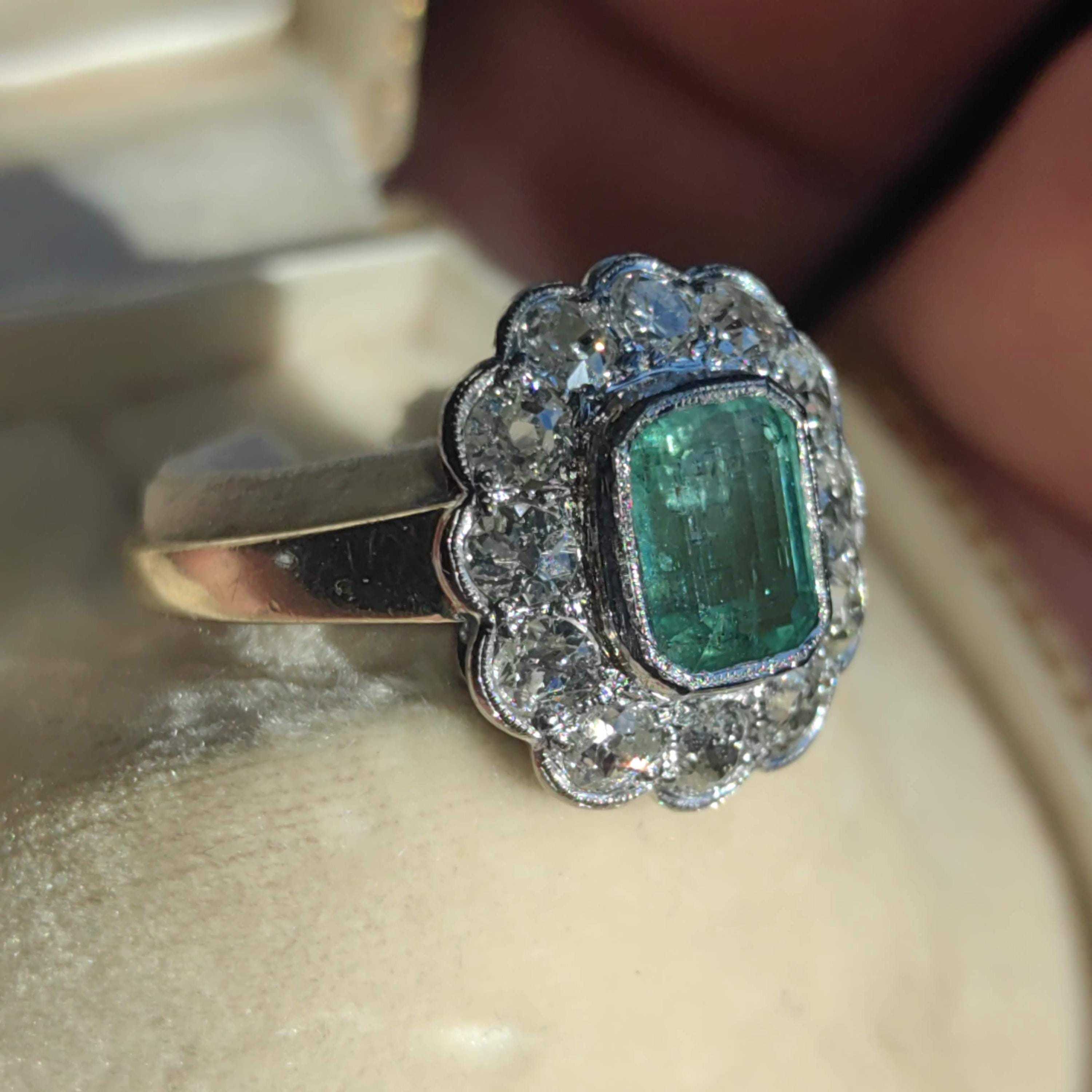 Antique 14k Solid Yellow Gold Natural Green Emerald Diamond 1900s Victorian Elegant Vintage Statement Ring Gift for Her