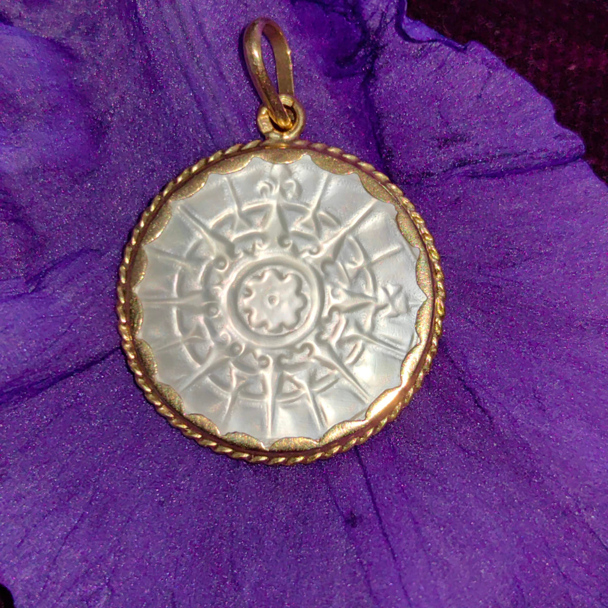 Vintage 1970s Hand Carved Mother of Pearl 18k Gold Pendant