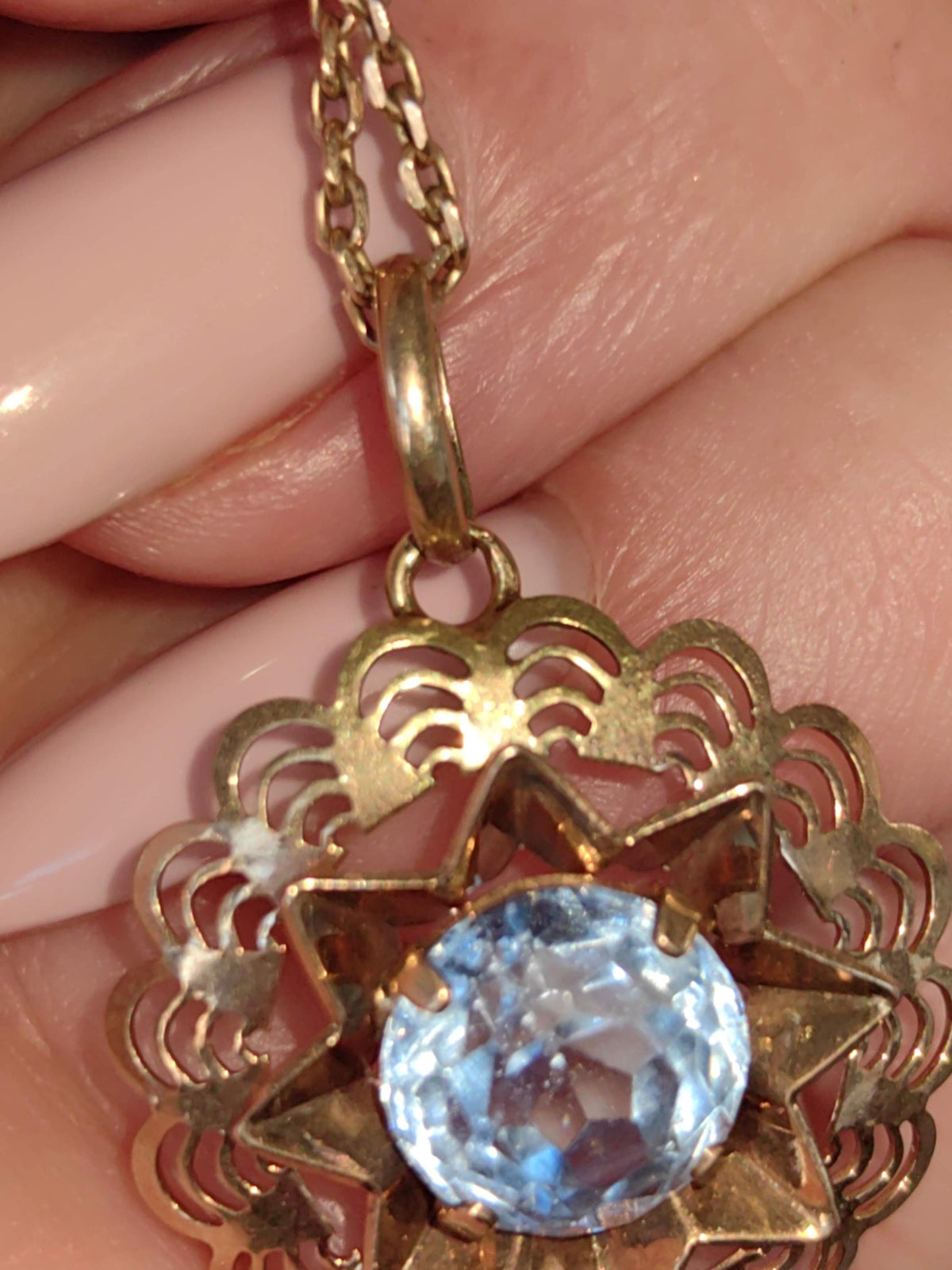 Vintage 14k Yellow Gold Star Pendant: Lab Aquamarine Art Deco