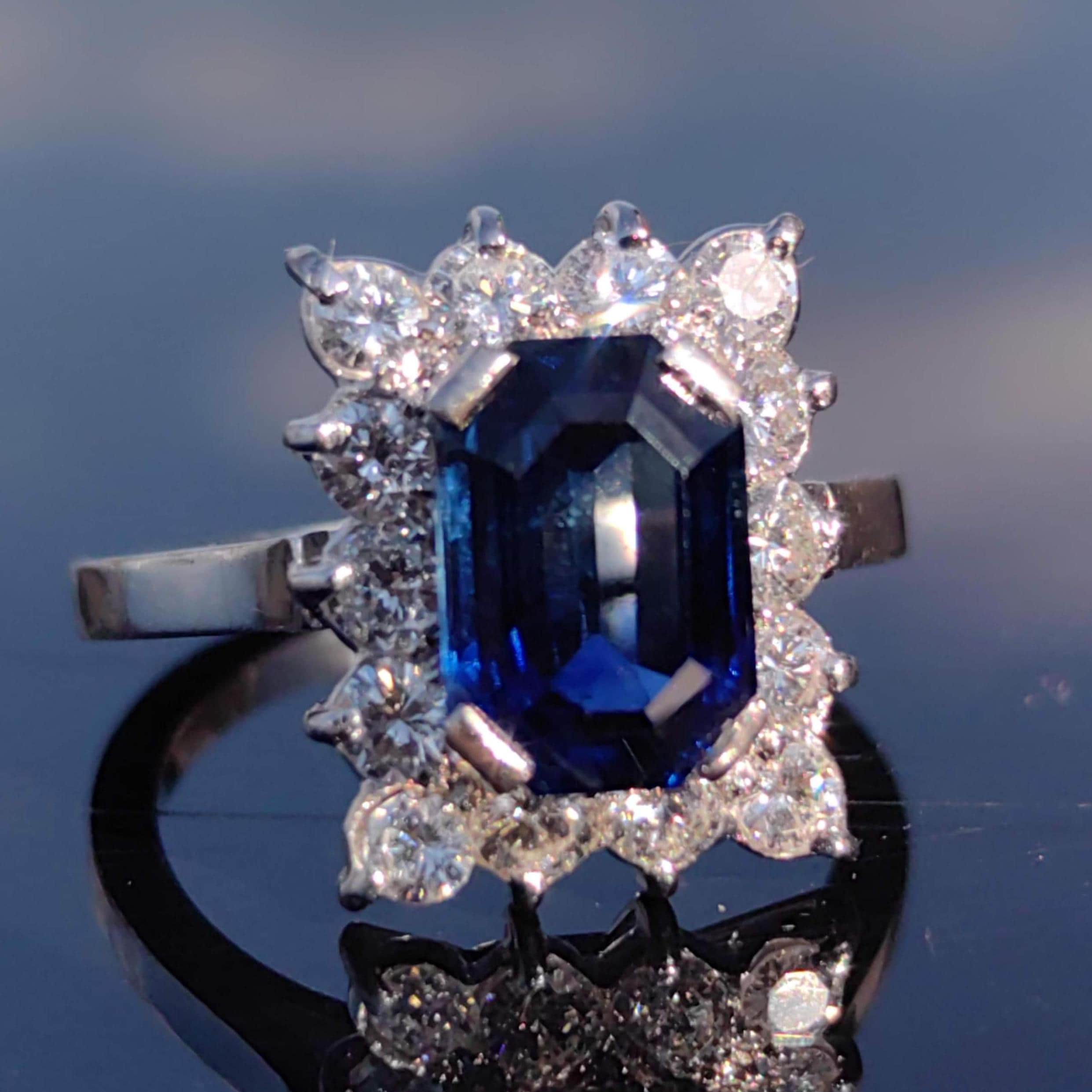 Vintage 18k White Gold Sapphire Diamond Ring - US 6