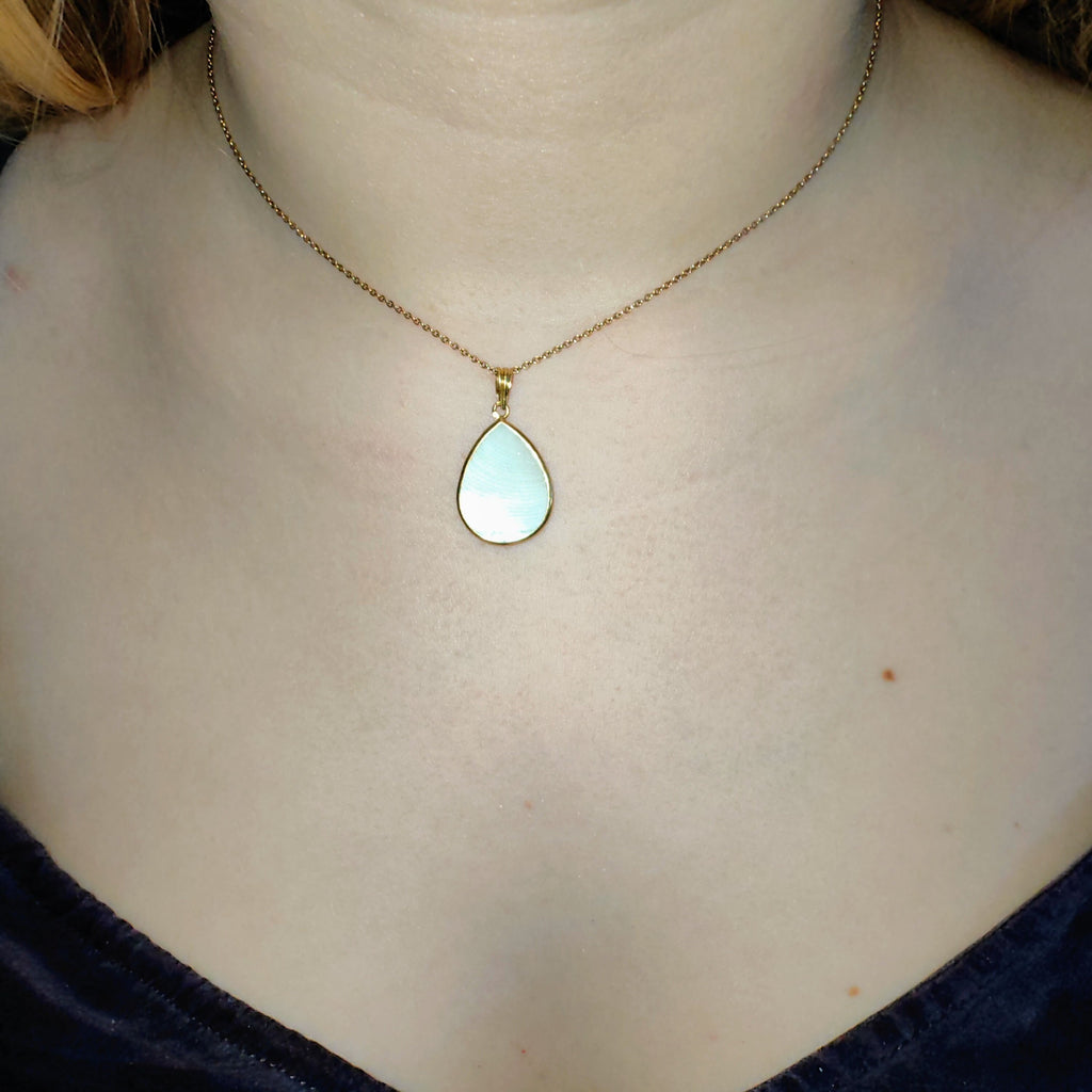 Antique Vintage 1940s Late Art Deco Natural Mother of Pearl and 18k Gold Elegant Drop Shaped Statement  Retro Pendant Gift for Her