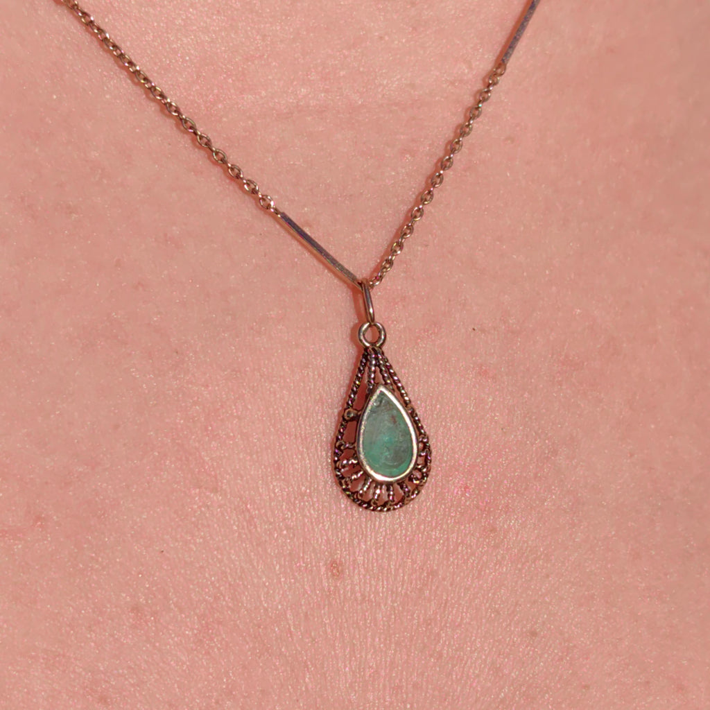 Art Deco Emerald Pendant: 14k Yellow Gold Filigree, Hand-Chiseled Floral Charm