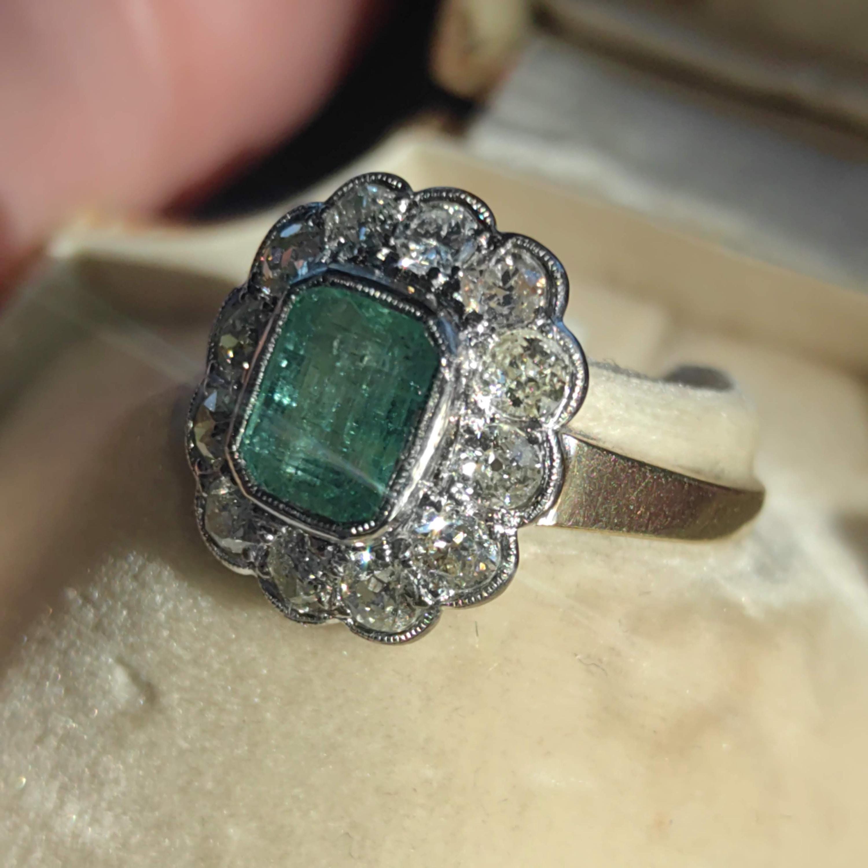 Antique 14k Solid Yellow Gold Natural Green Emerald Diamond 1900s Victorian Elegant Vintage Statement Ring Gift for Her
