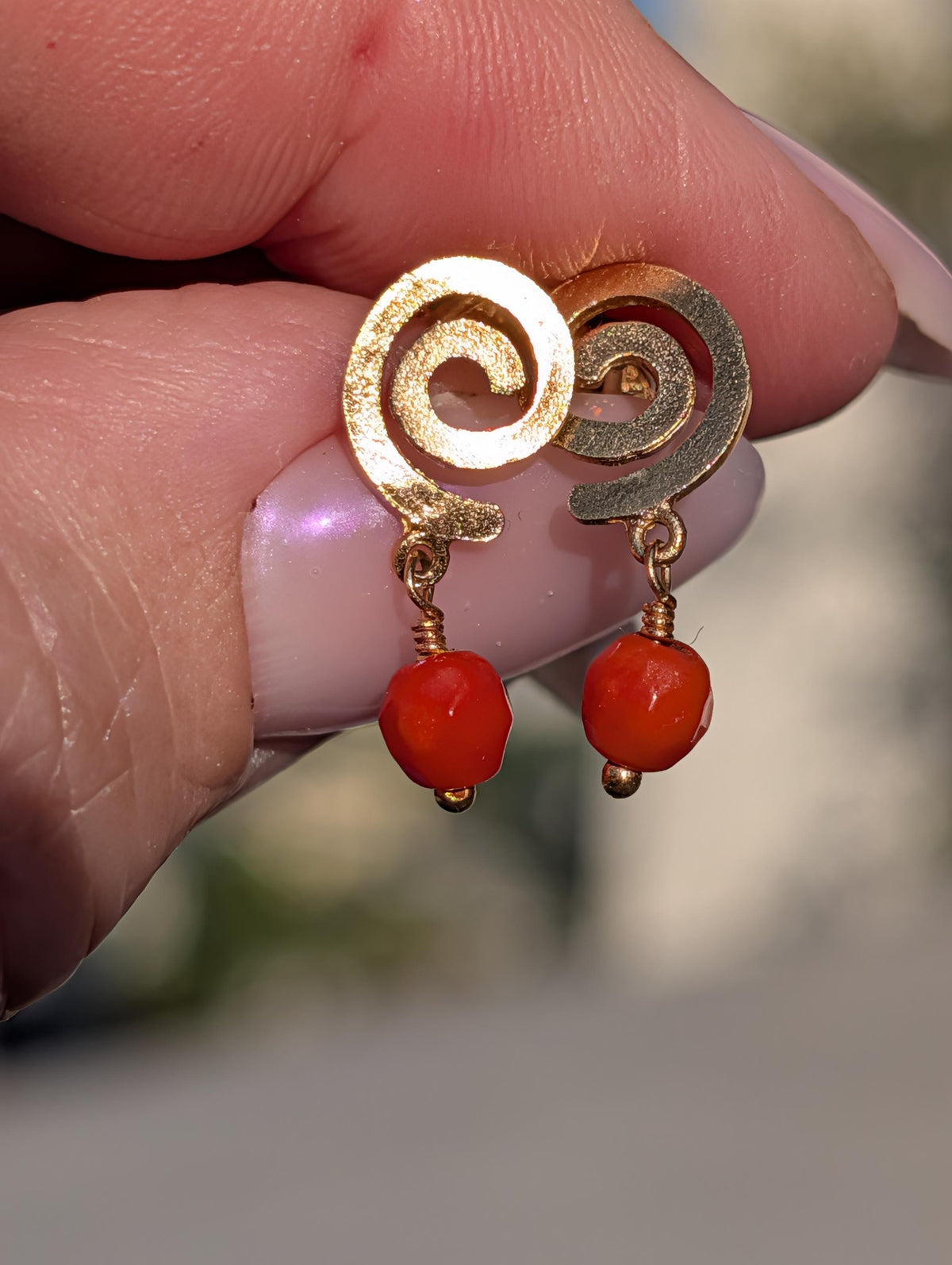Vintage 1970s Hallmarked 18k Yellow Gold Coral Swirl Dangle Earrings, Mediterranean Playful Design, Faceted Red Coral Gift for Her