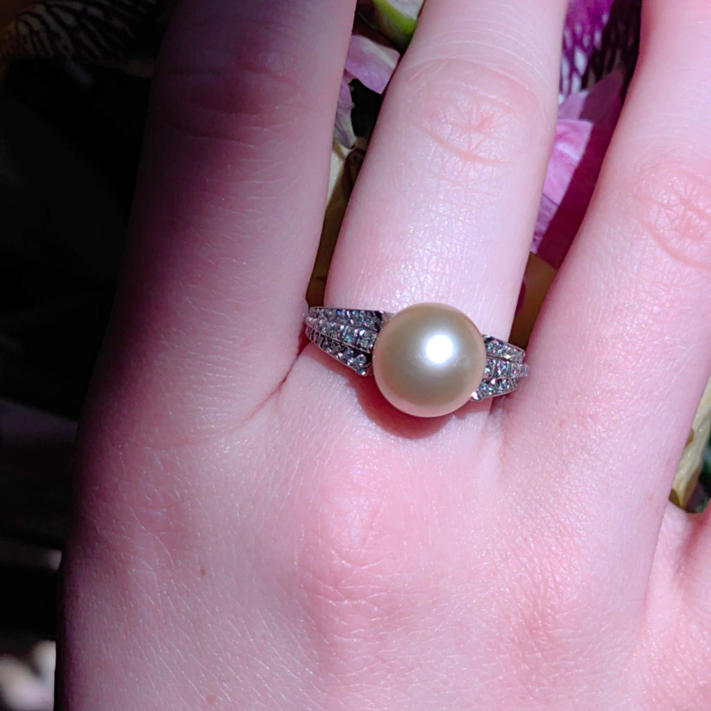 Vintage 1940s Platinum Ring: Natural Pearl & Diamond Accent