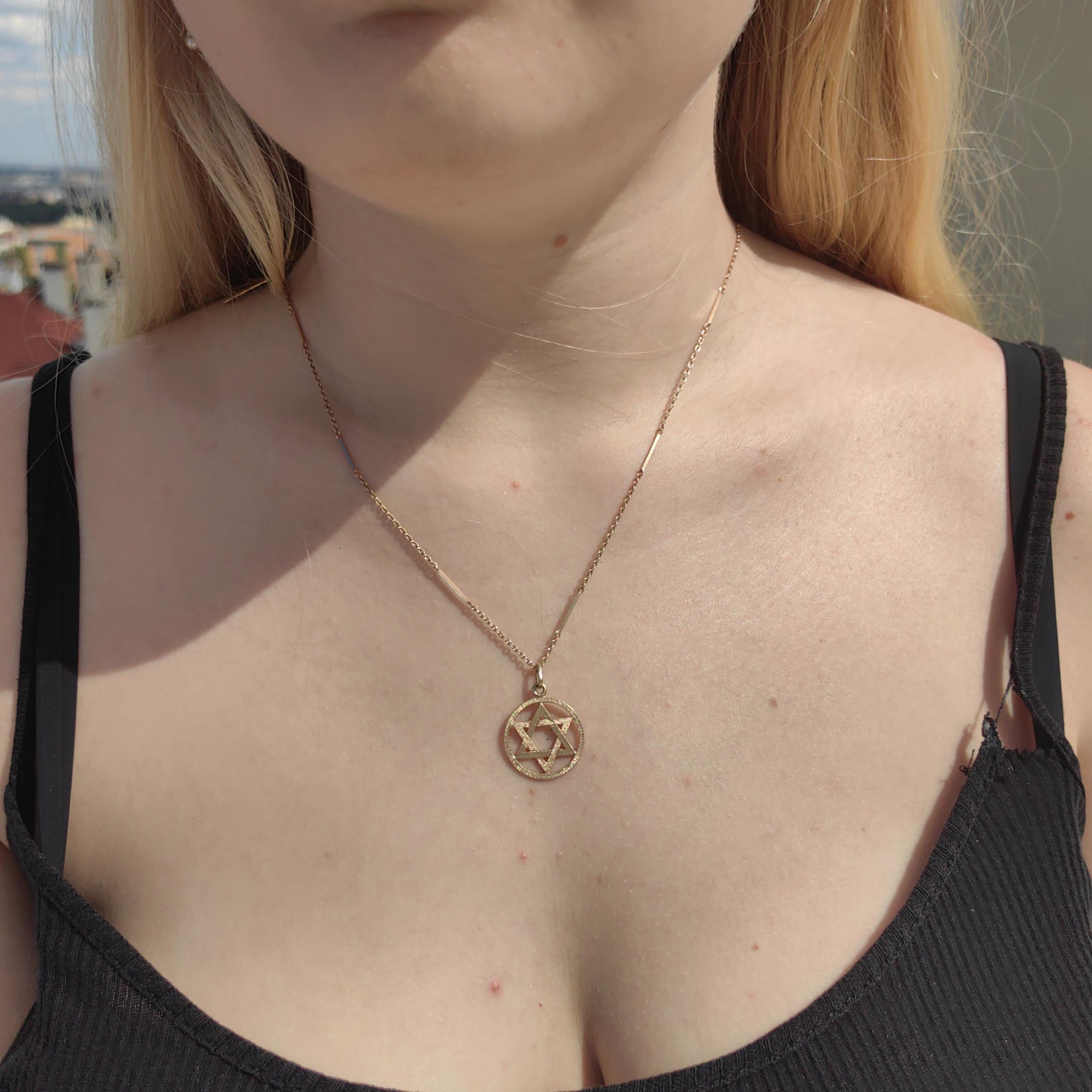 Vintage 14k Gold Star of David Pendant: Chiseled Judaica Charm