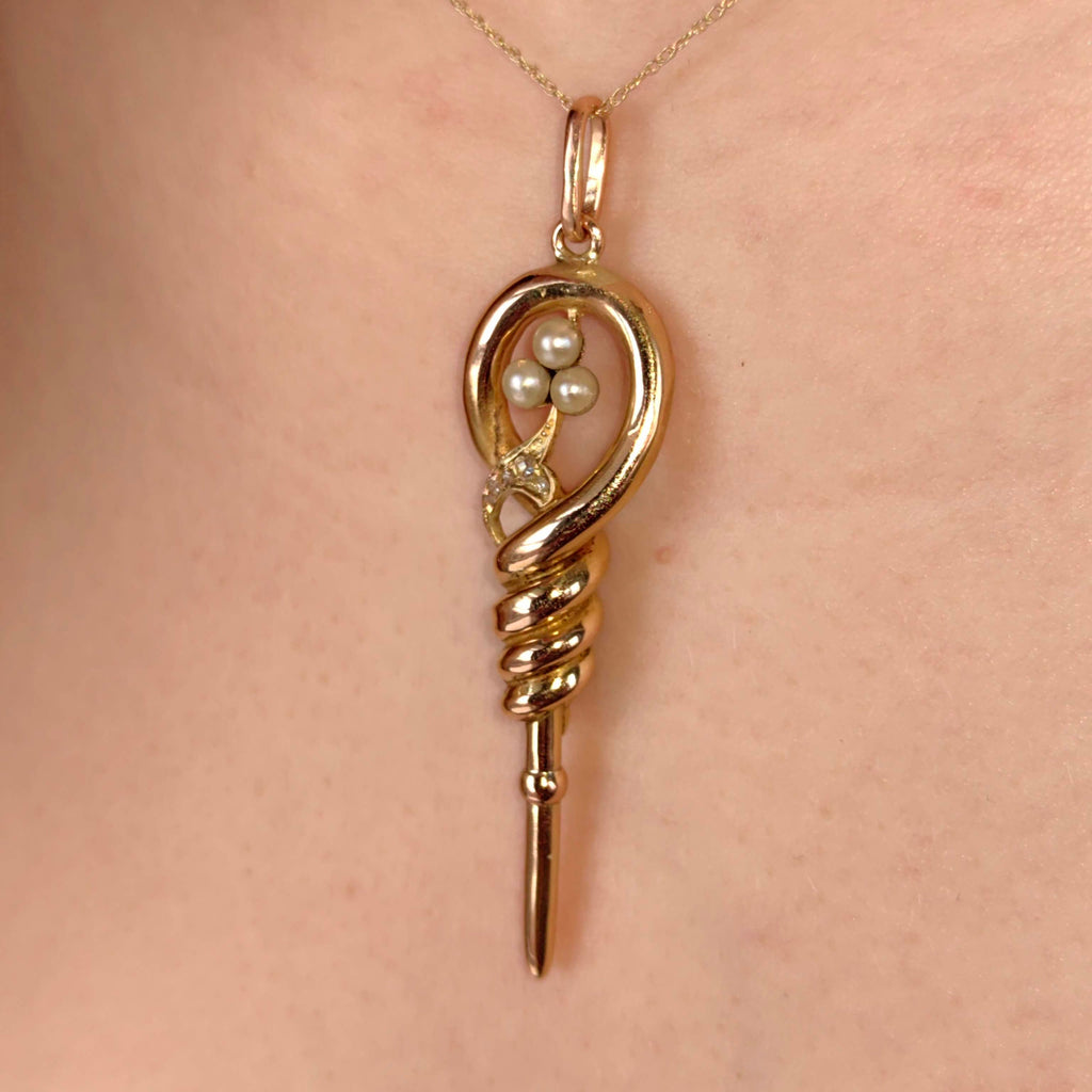 Art Nouveau Antique Vintage Pearl and Small Diamond 18K Solid Yellow Gold Dainty Pendant