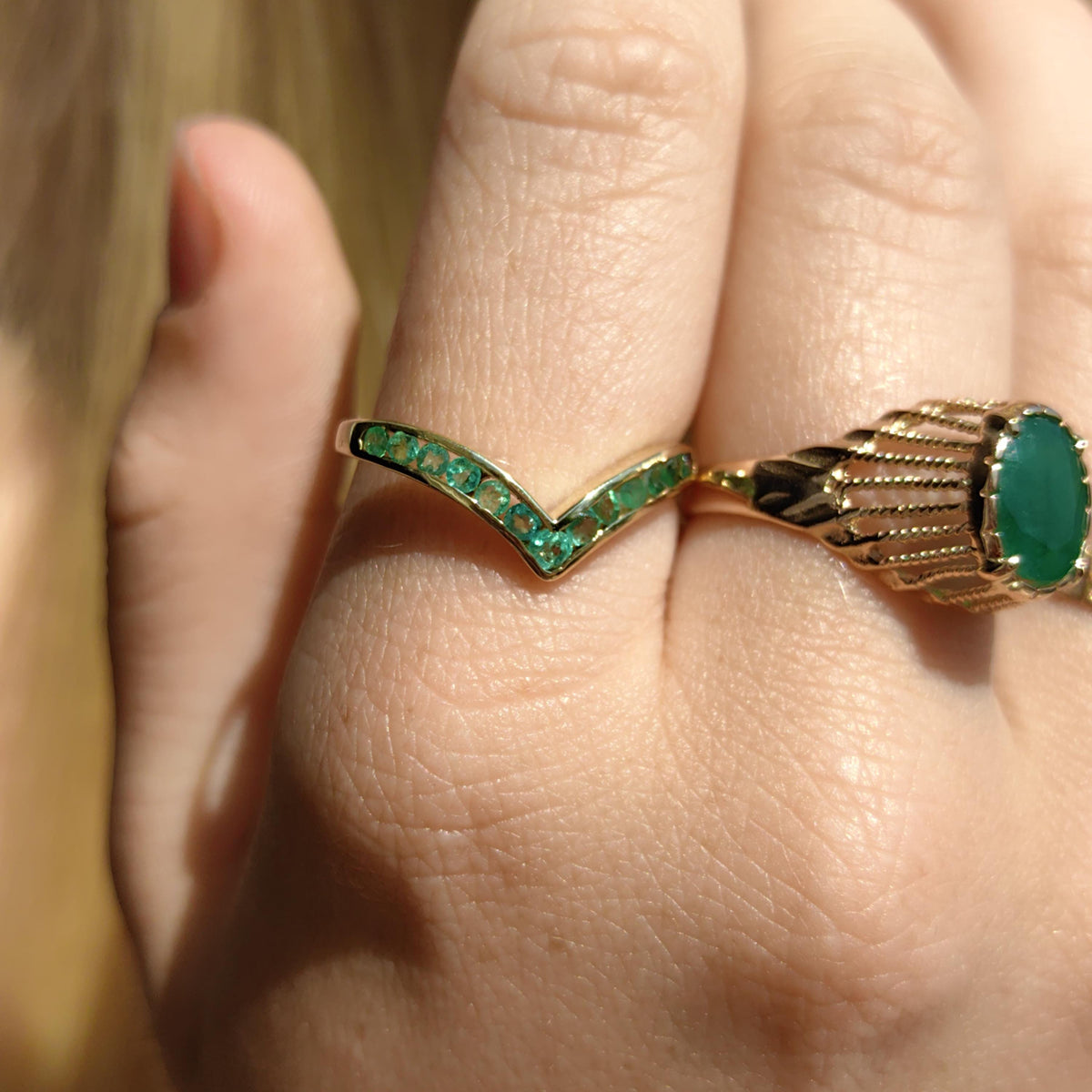 14k Solid Yellow Hallmarked Gold Natural Green Emerald Geometric Band Ring Vintage Minimalist Elegant Gift Present