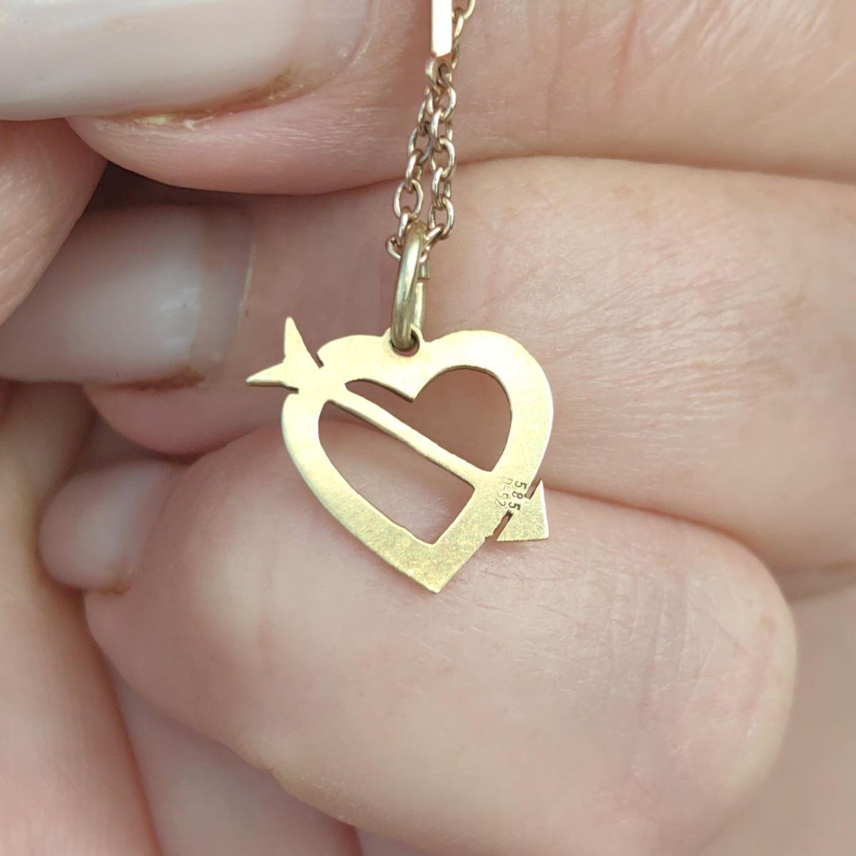 14k Yellow Gold Heart & Arrow Pendant - Antique Romantic Charm