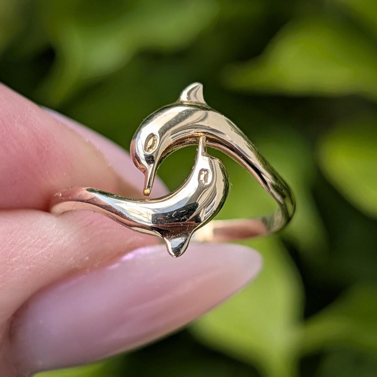 Vintage 1980s Dolphin Band Ring 14k Yellow Gold Hallmarked Sea Ocean Theme Stacking Fine Jewelry Gift for Her Ocean Lover
