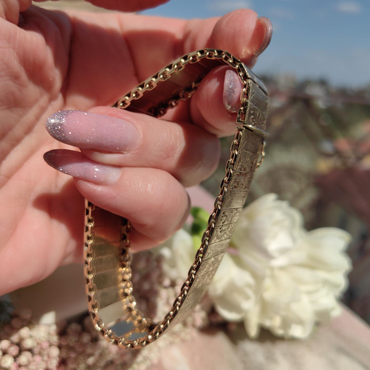 14k Yellow Gold Floral Link Bracelet: Antique Hand Chiseled Bangle, 1920s 25.9gr Solid, 19.5 cm long