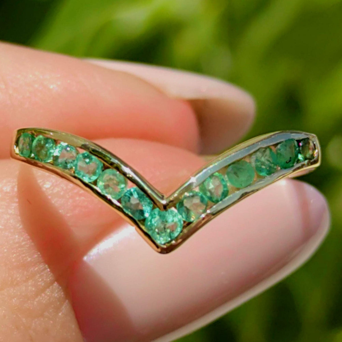 14k Solid Yellow Hallmarked Gold Natural Green Emerald Geometric Band Ring Vintage Minimalist Elegant Gift Present