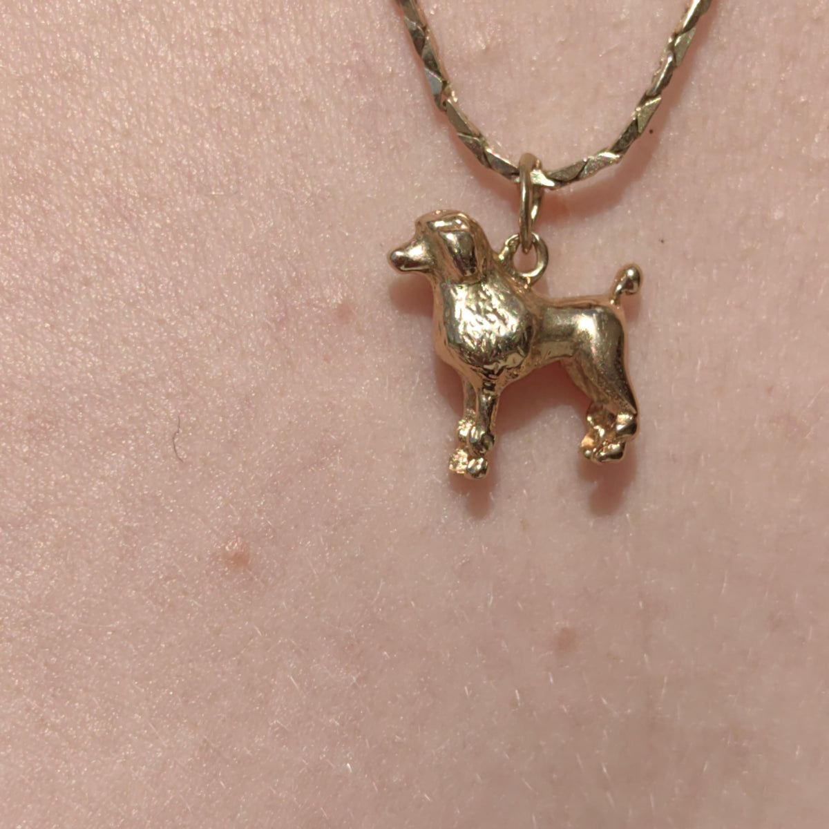 Vintage 18k Gold Poodle Pendant: Mid-Century Dog Charm
