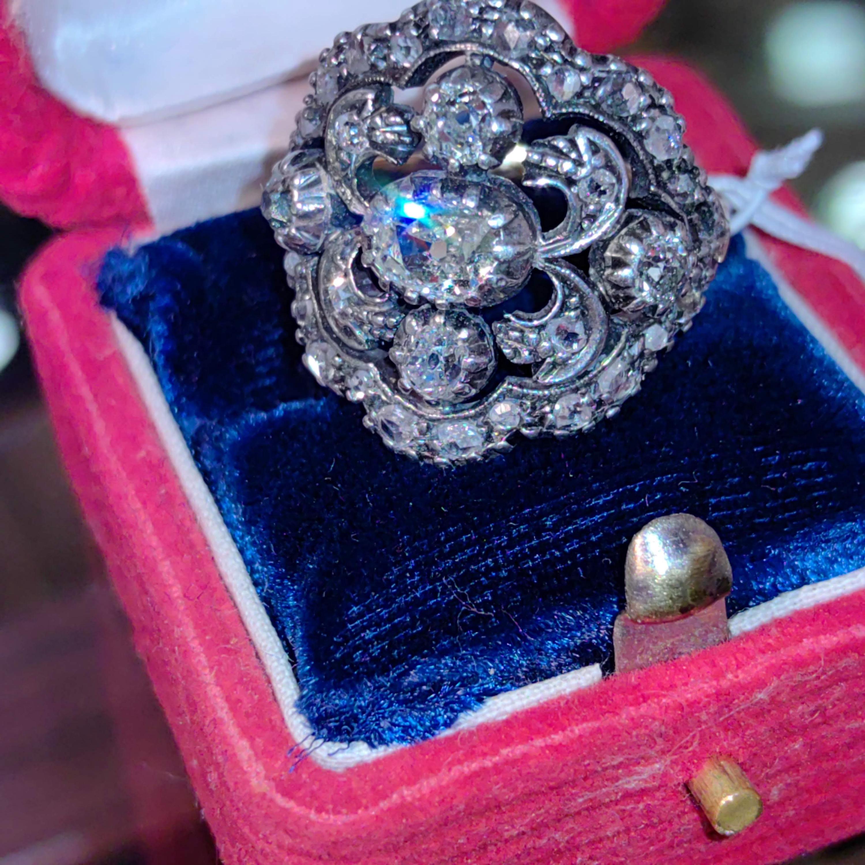 Vintage Art Deco Diamond Cocktail Ring: 18k Yellow Gold Flower Halo, Size 9.5