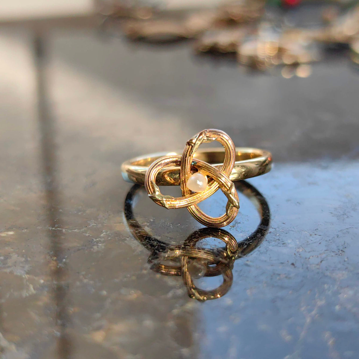 Antique Art Nouveau Vintage Pearl 14K Yellow Solid Gold Dainty Infinity Ring
