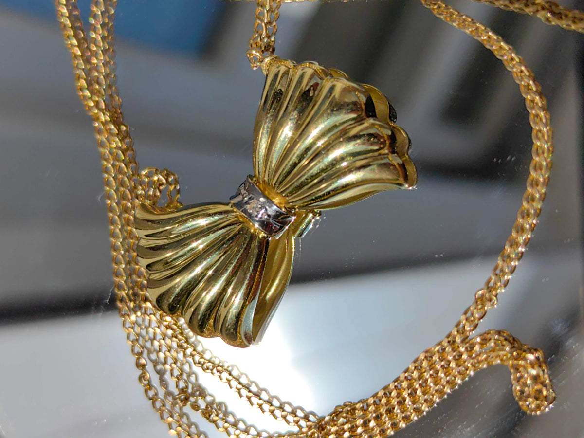 Antique 1940s Vintage Late Art Deco Diamond Bow 18k Hallmarked Solid Yellow Gold Elegant Pendant Necklace gift for Her Present Handmade