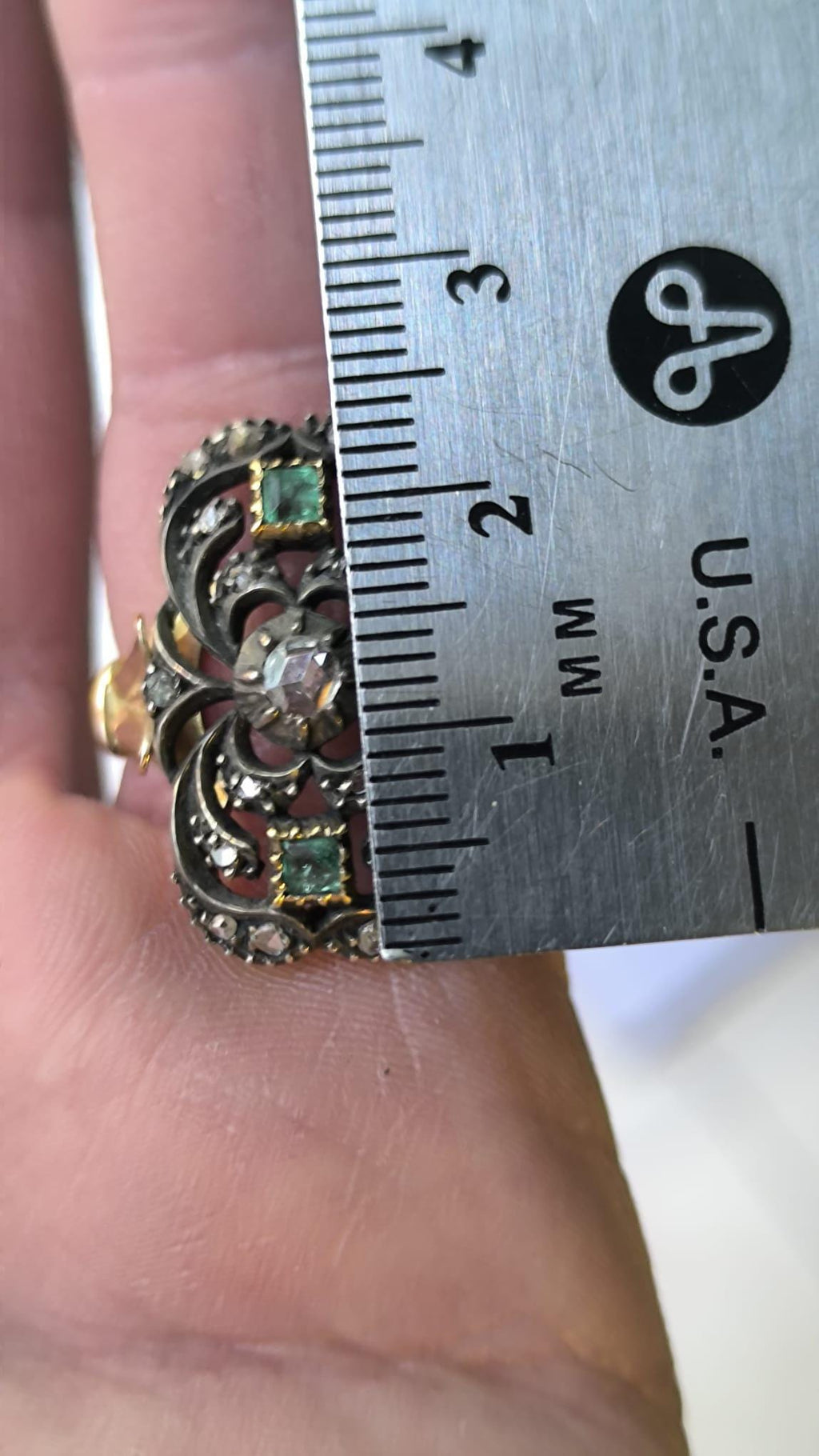 Art Deco Natural Green Emerald Rose Diamond in Silver Setting Elegant Ring 14k Gold & Silver, 1940s Vintage Antique Gift for Her