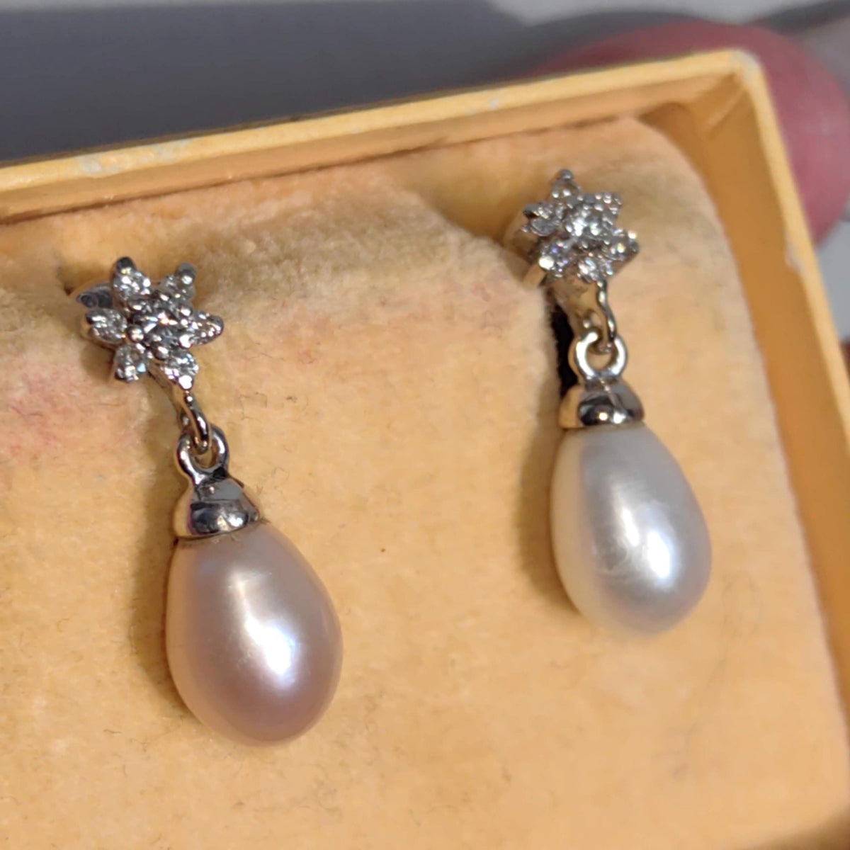 Vintage Diamond Pearl Drop Solid White 18k  Gold Dangle Elegant Dainty Earrings Gift for her wife romantic present Christmas birthday