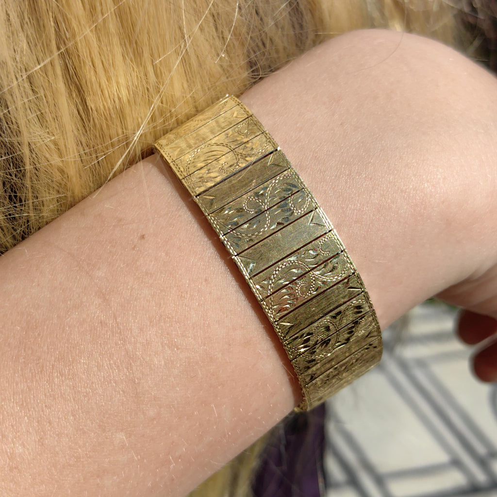 14k Yellow Gold Floral Link Bracelet: Antique Hand Chiseled Bangle, 1920s 25.9gr Solid, 19.5 cm long