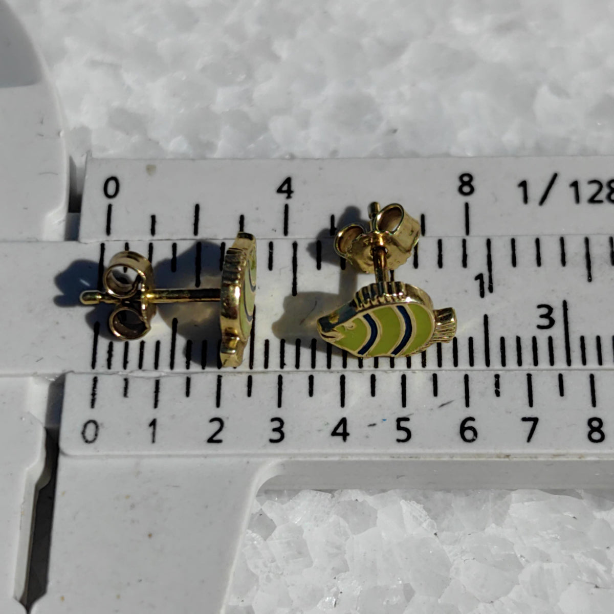14k Yellow Gold Enamel Fish Stud Earrings: Vintage Ocean Jewelry