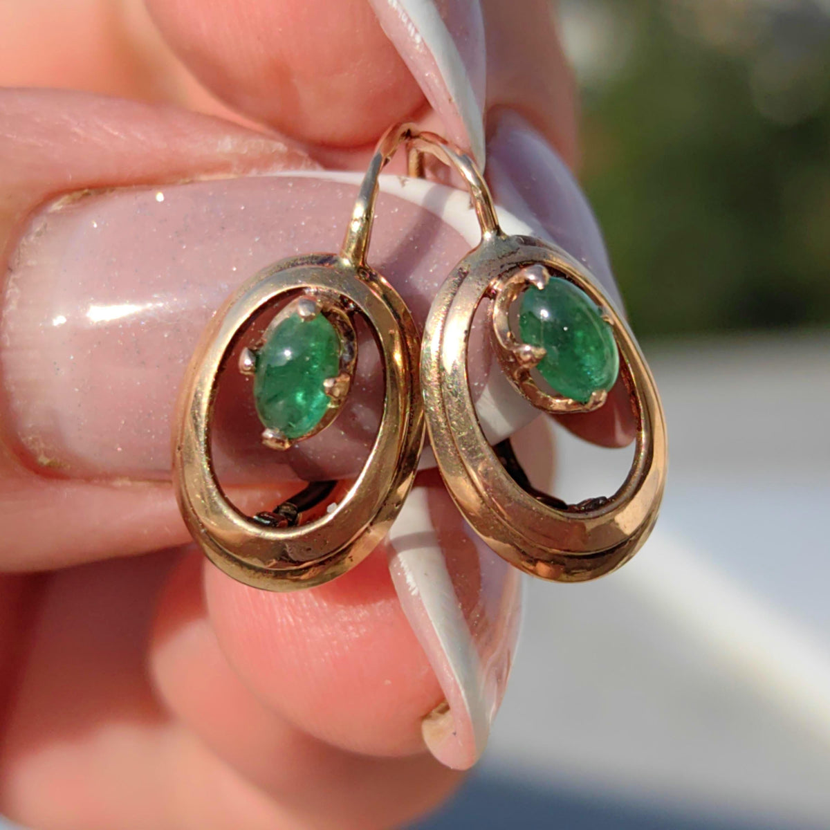1930s Art Deco Emerald Gold Earrings: 14k Yellow Gold Dormeuse Sleepers