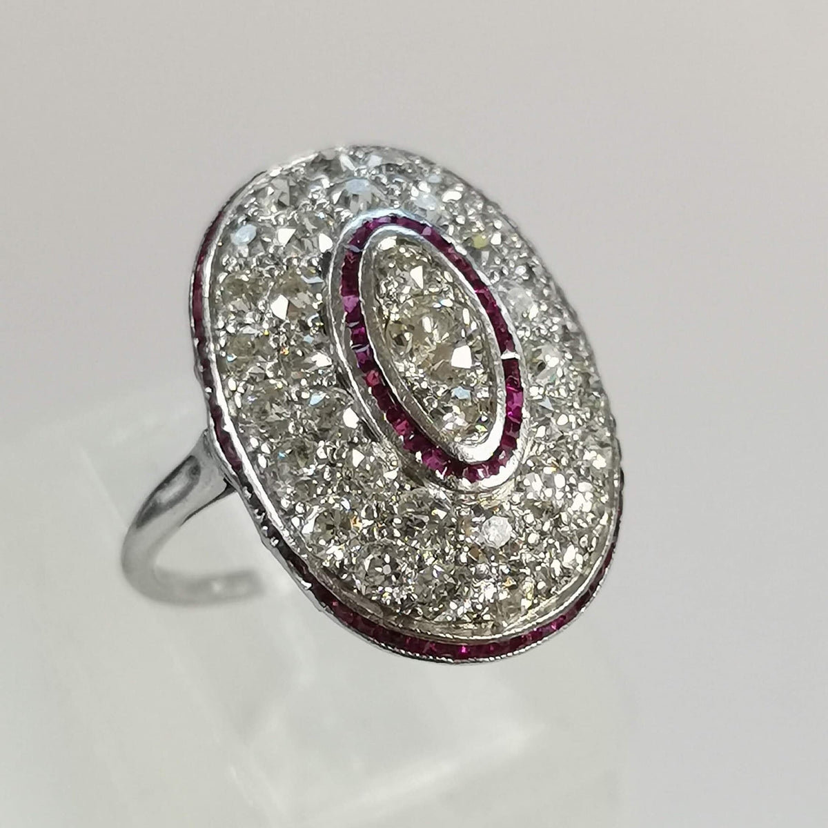 Art Deco Edwardian Natural Ruby and  2.7ct Old Cut Diamond Platinum ring 1920