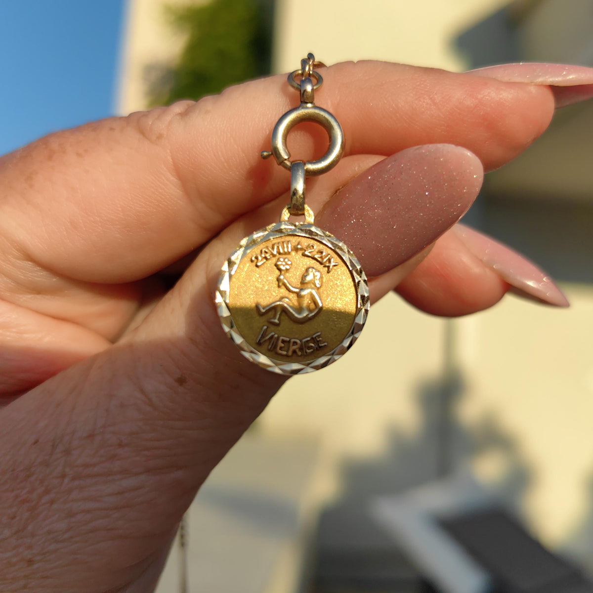 Vintage 18k Gold Virgo Zodiac Charm: French Astrology Pendant