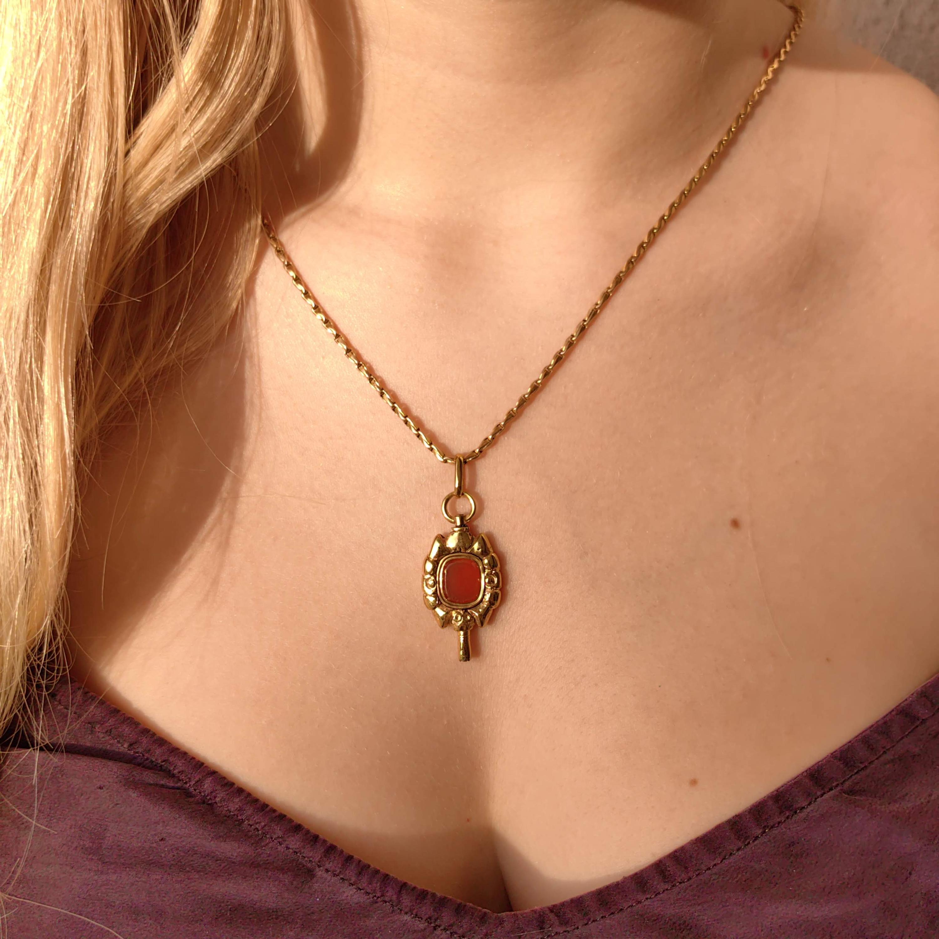 Antique 18k Yellow Gold Agate Pendant: 18th Century Pocket Watch Key Fob