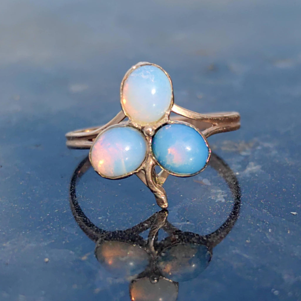 Art Nouveau Antique Opal 1900s Tref Clover Solid 14k Yellow Rose Gold Vintage Floral Flower Dainty Ring Gift for Her Girl Romantic Present.