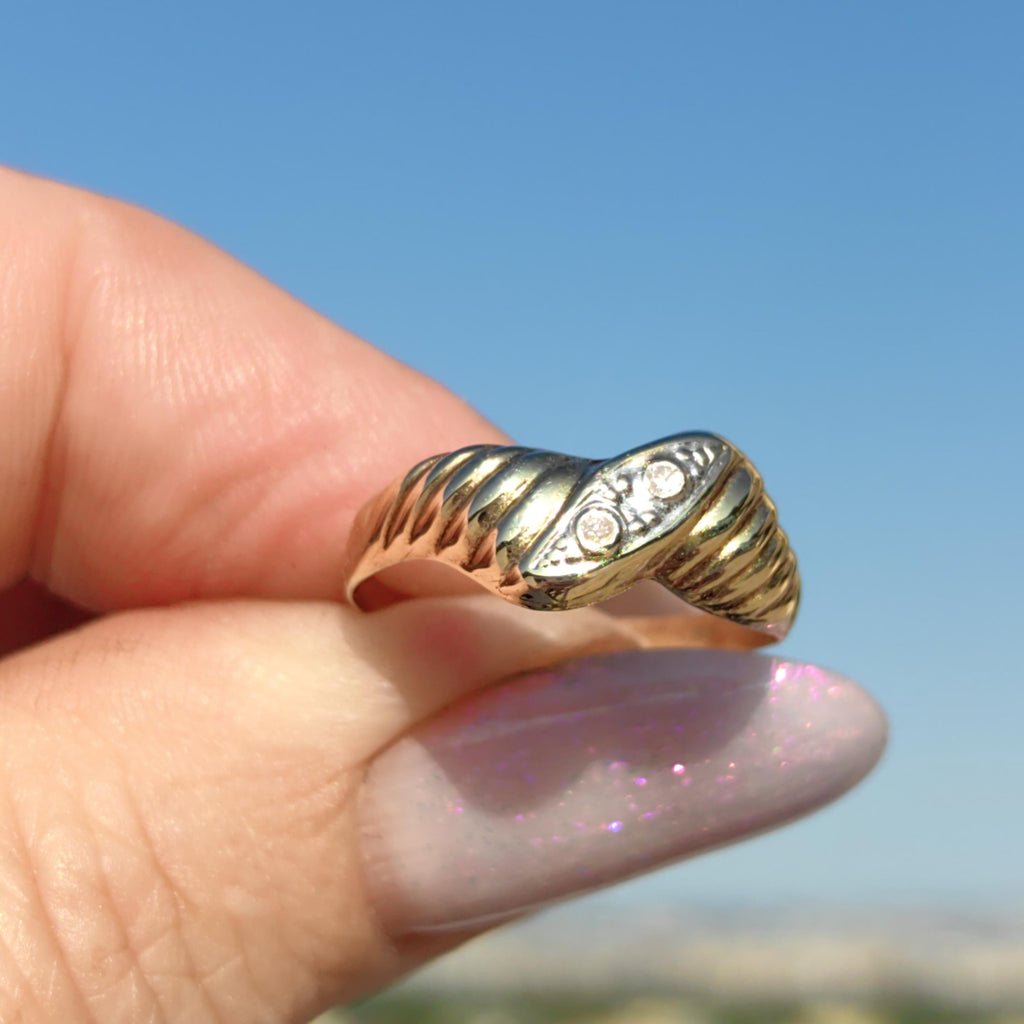 Vintage Diamond Two-Tone Gold Engagement Ring: 14k Hallmarked Band, 1980s Elegant Style