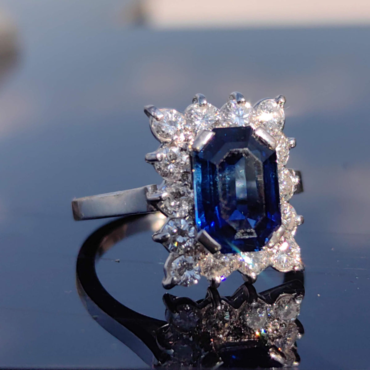 Vintage 18k White Gold Sapphire Diamond Ring - US 6