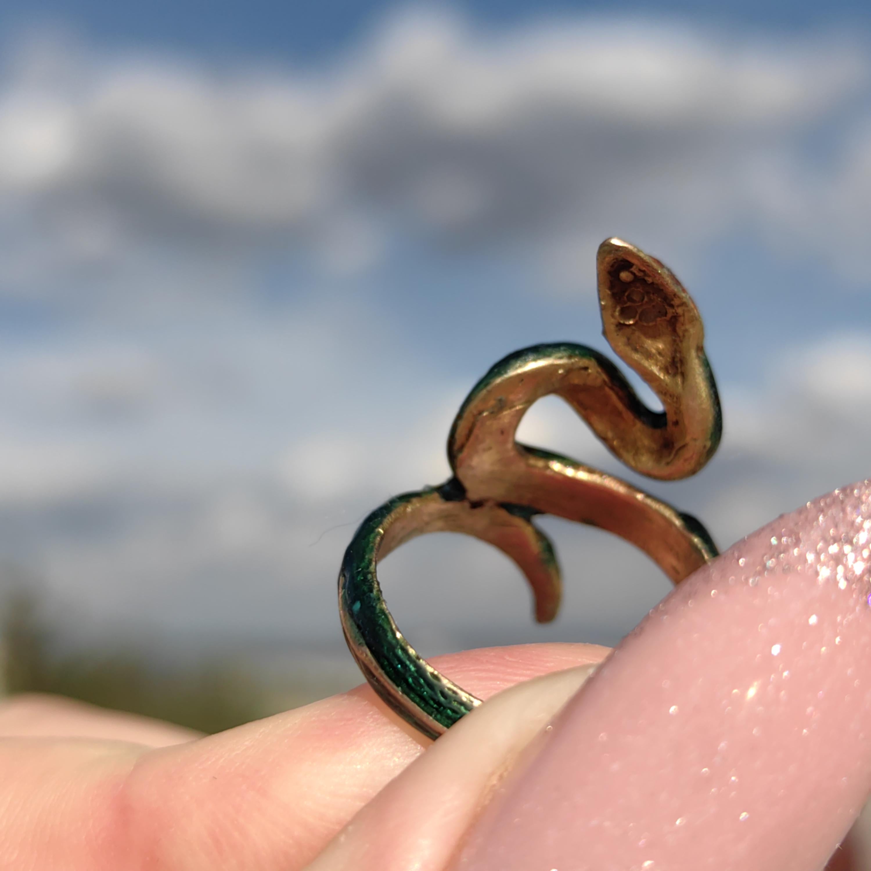 Solid 14k Yellow Gold Green Fire Enamel Snake Shape Gold Band Ring Gift for Her Animal Exotic Reptile Retro Vintage Ring